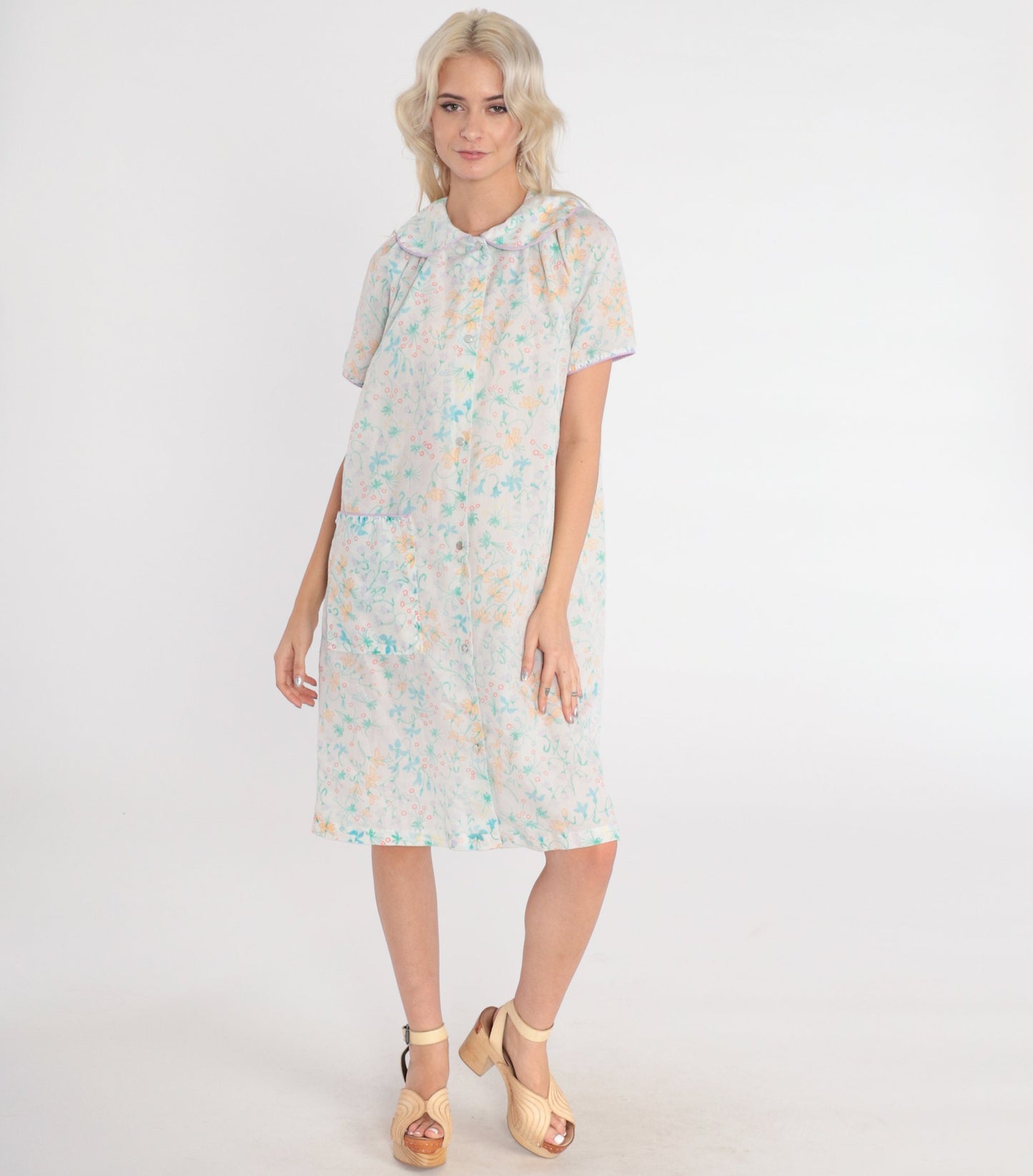 80s Floral White Nightgown Semi-Sheer Peter Pan Collar Snap Front Knee Length Medium