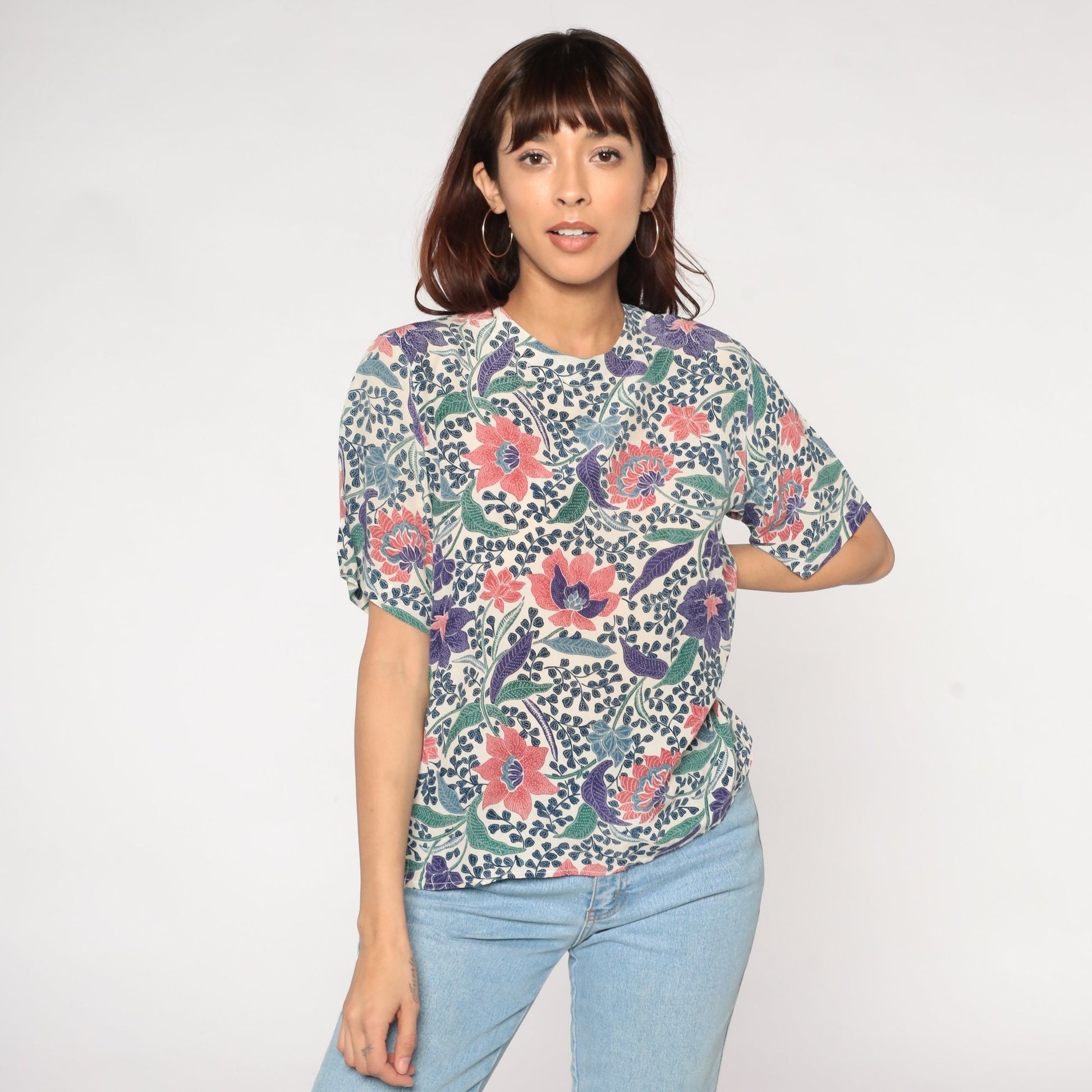 90s Silk Blouse White Indian Batik Floral Print Short Sleeve Medium M