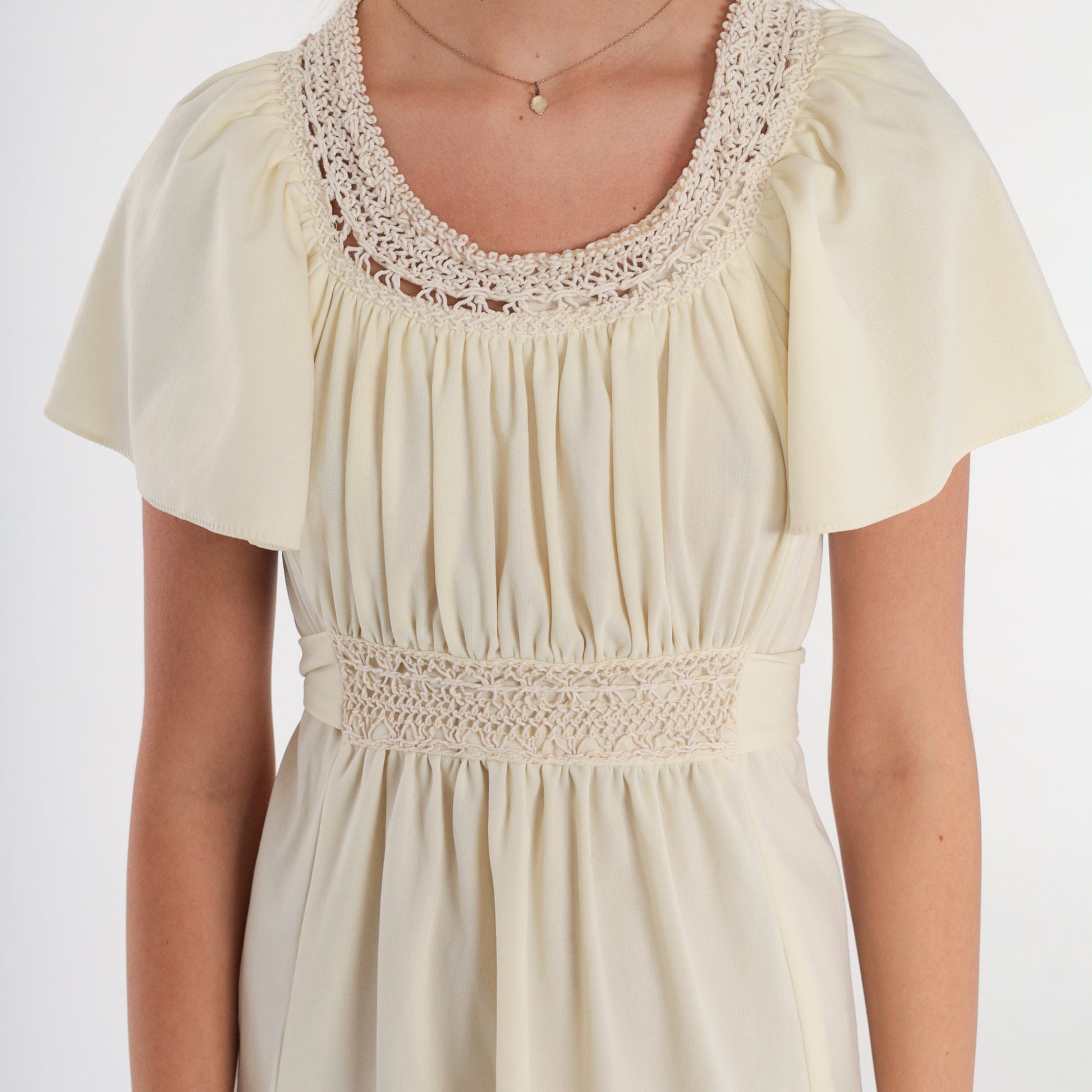 70s Cream Babydoll Mini Dress Macrame Trim Flutter Sleeve Empire Waist Small