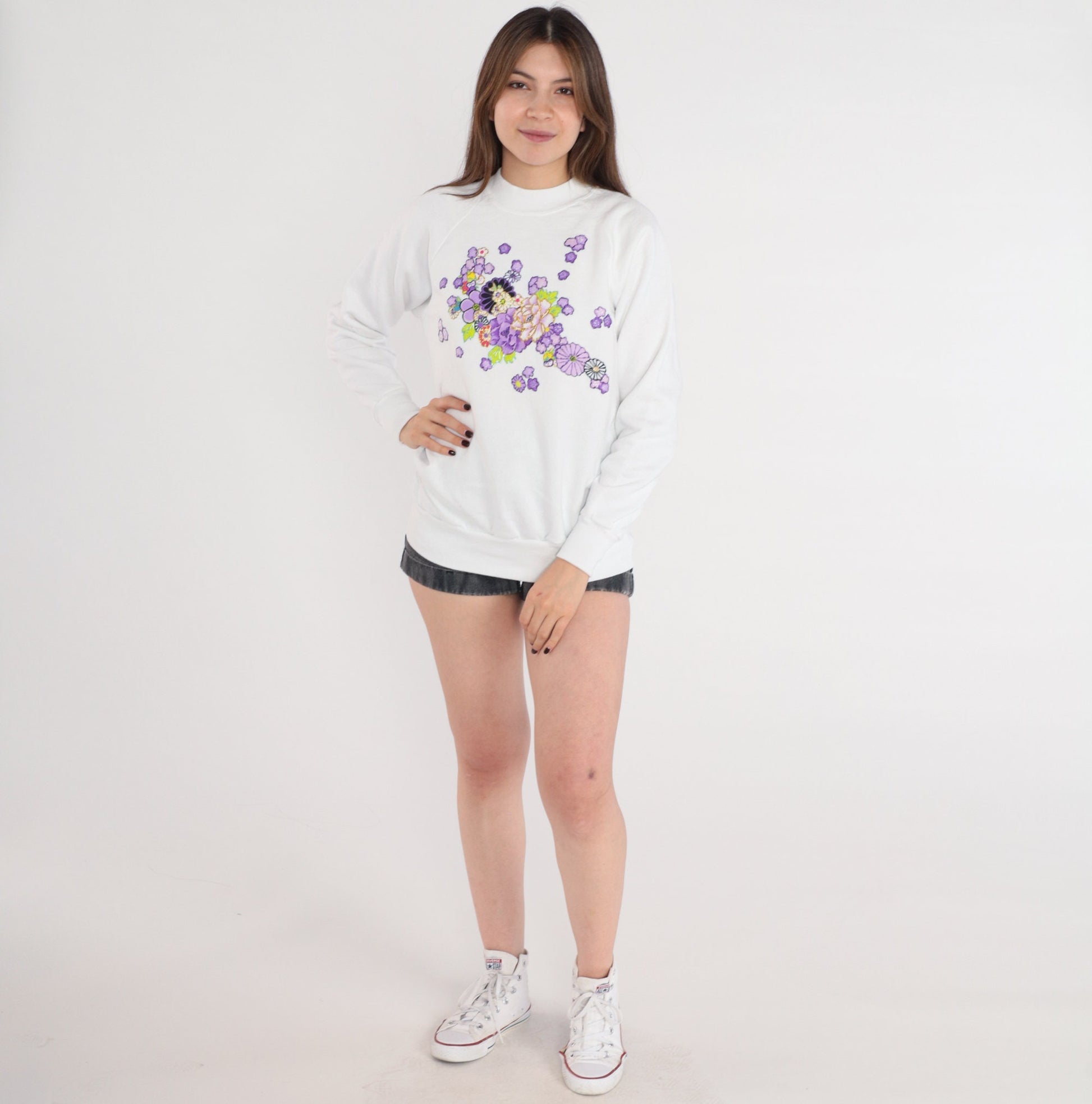 90s Oneita White Raglan Sweatshirt Purple Floral Glitter Graphic Medium