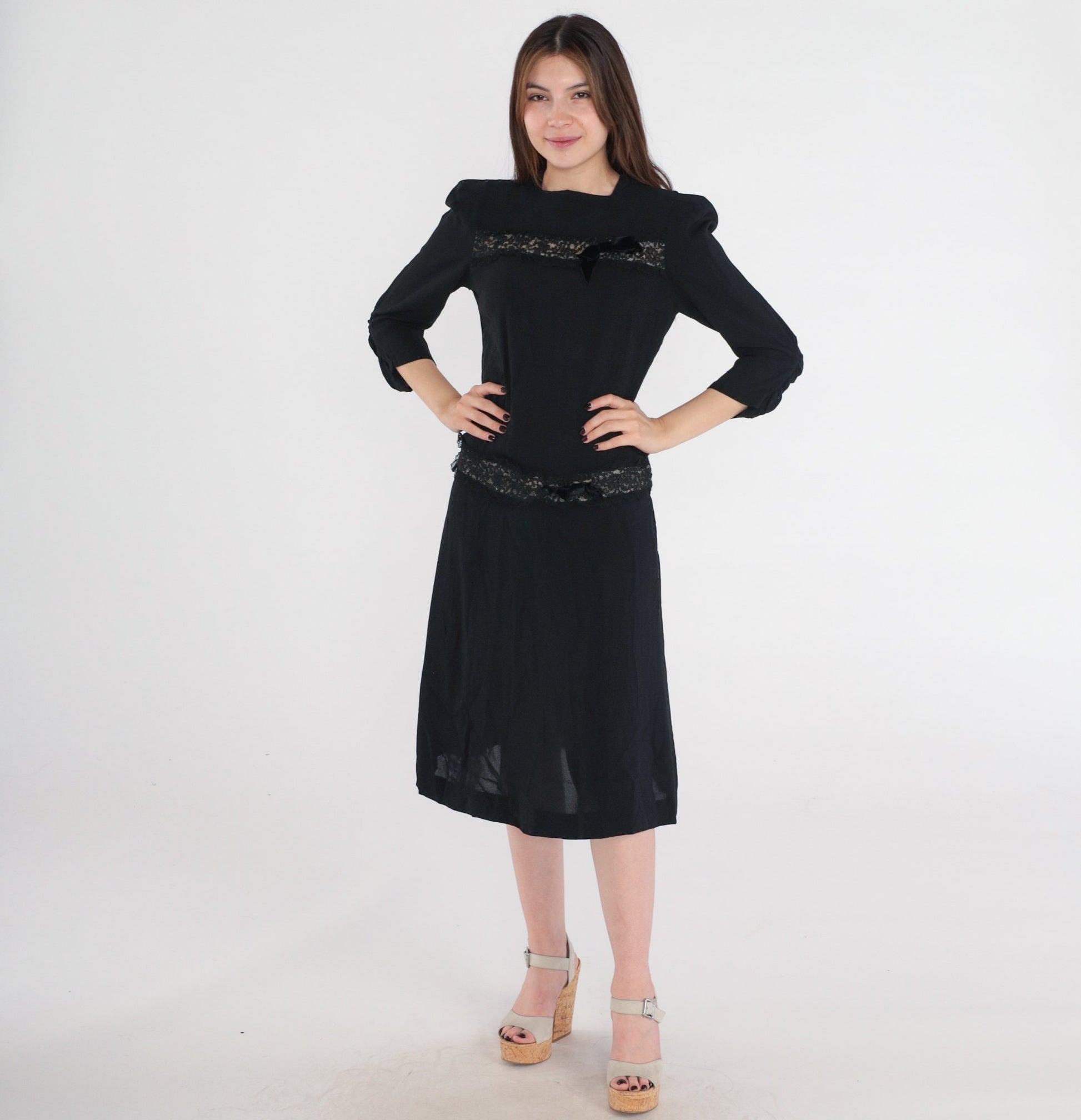 1950s Black Lace Trim Party Dress Shift Drop Waist Bow Tea Length Extra Small
