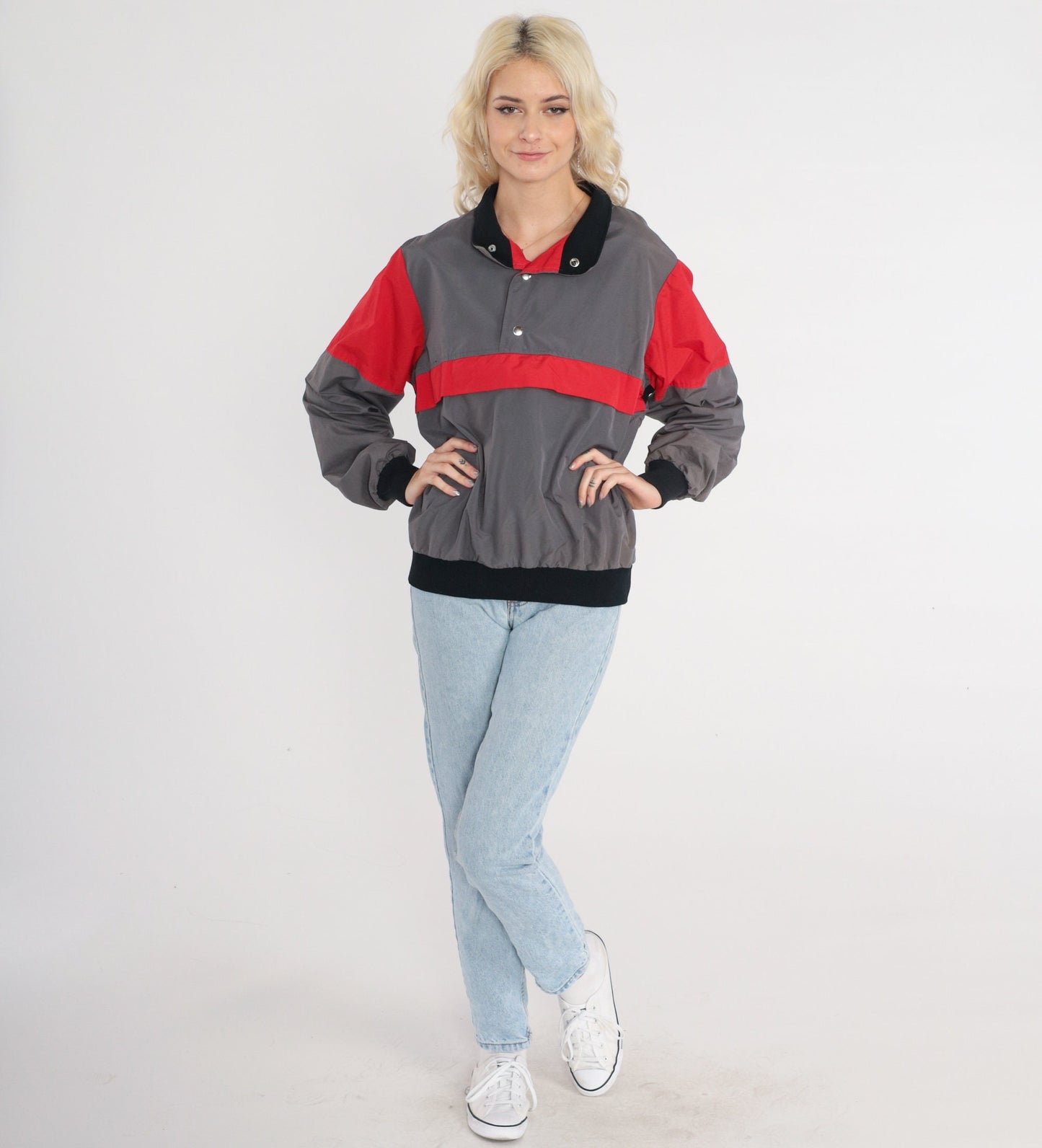 80s Grey Red Striped Nylon Windbreaker Pullover Half-Snap Jacket Medium