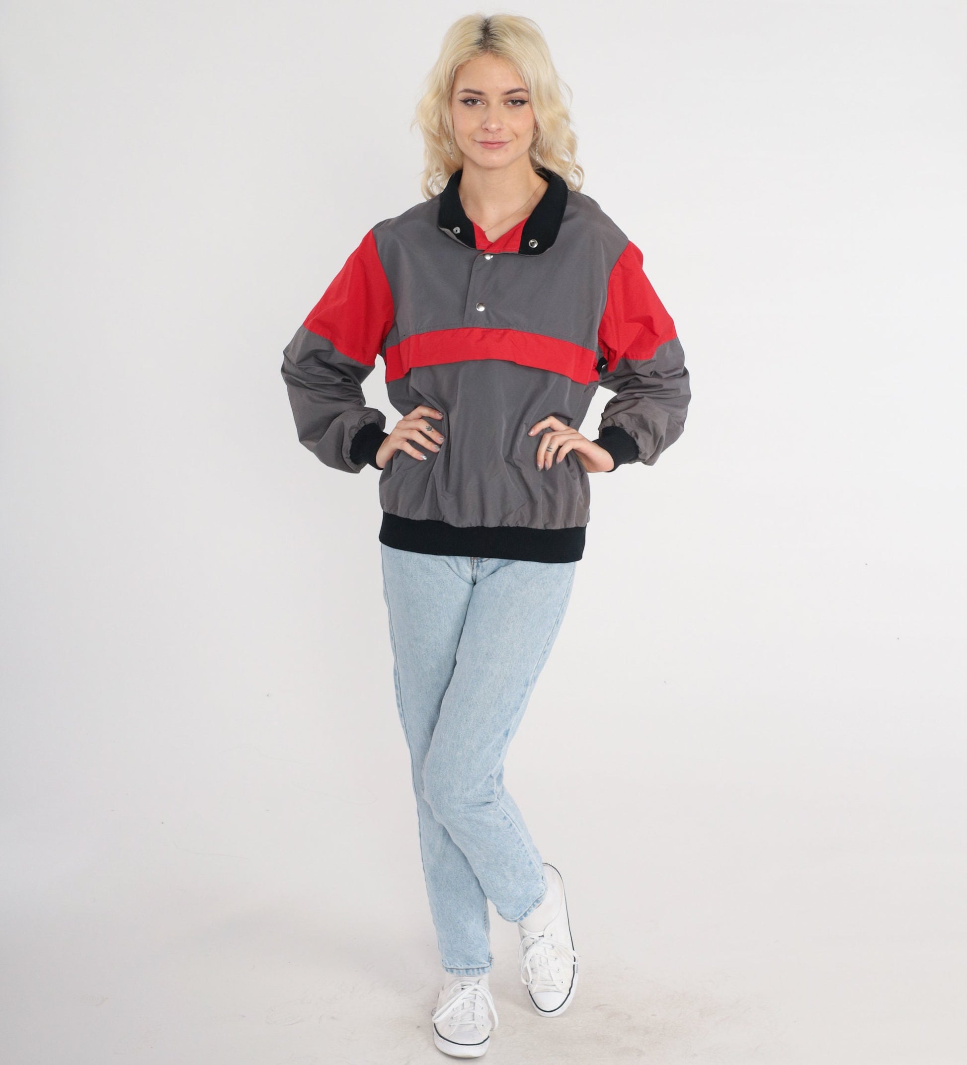 80s Grey Red Striped Nylon Windbreaker Pullover Half-Snap Jacket Medium
