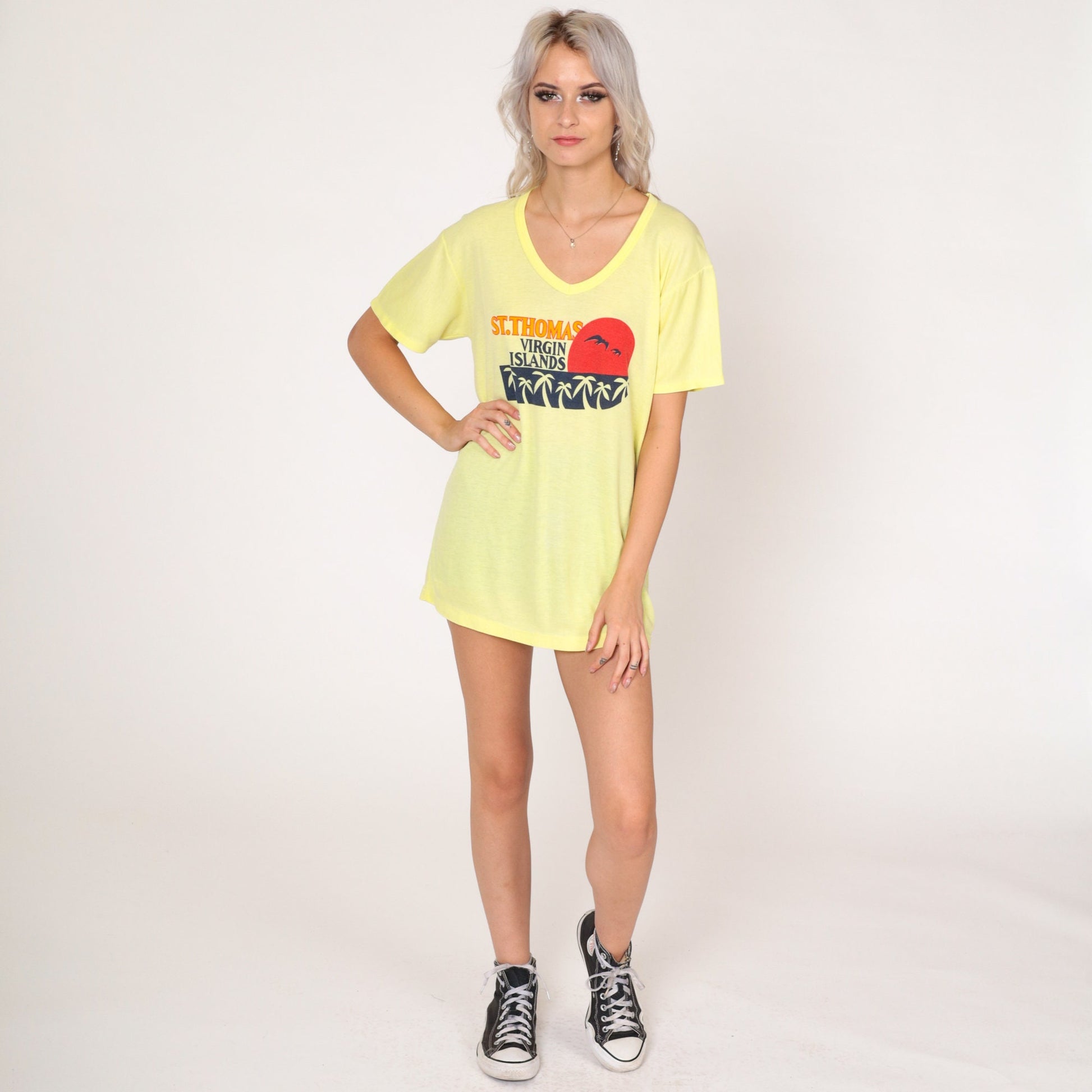 90s St Thomas Virgin Islands Graphic T-Shirt Yellow Palm Tree Medium