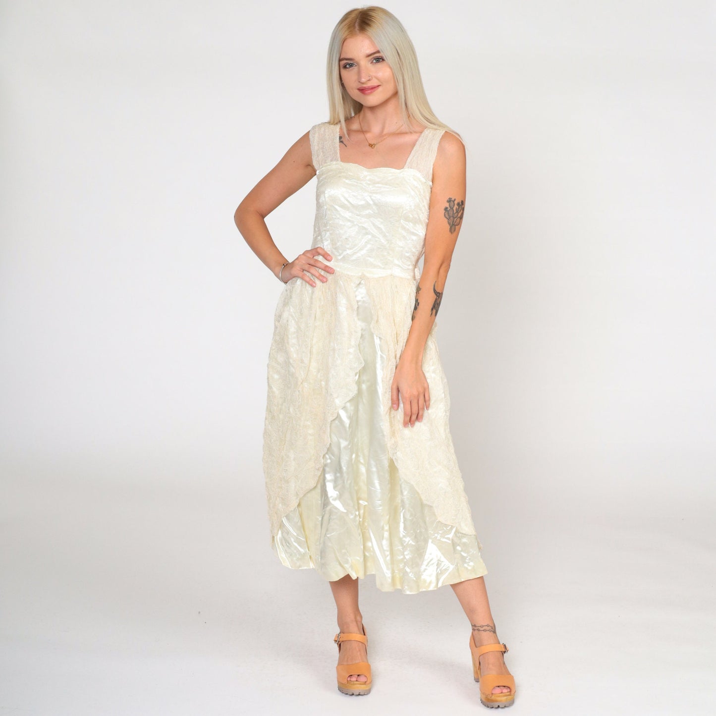 1960s Cream Lace Satin Midi Dress High Waist Sleeveless Extra Small