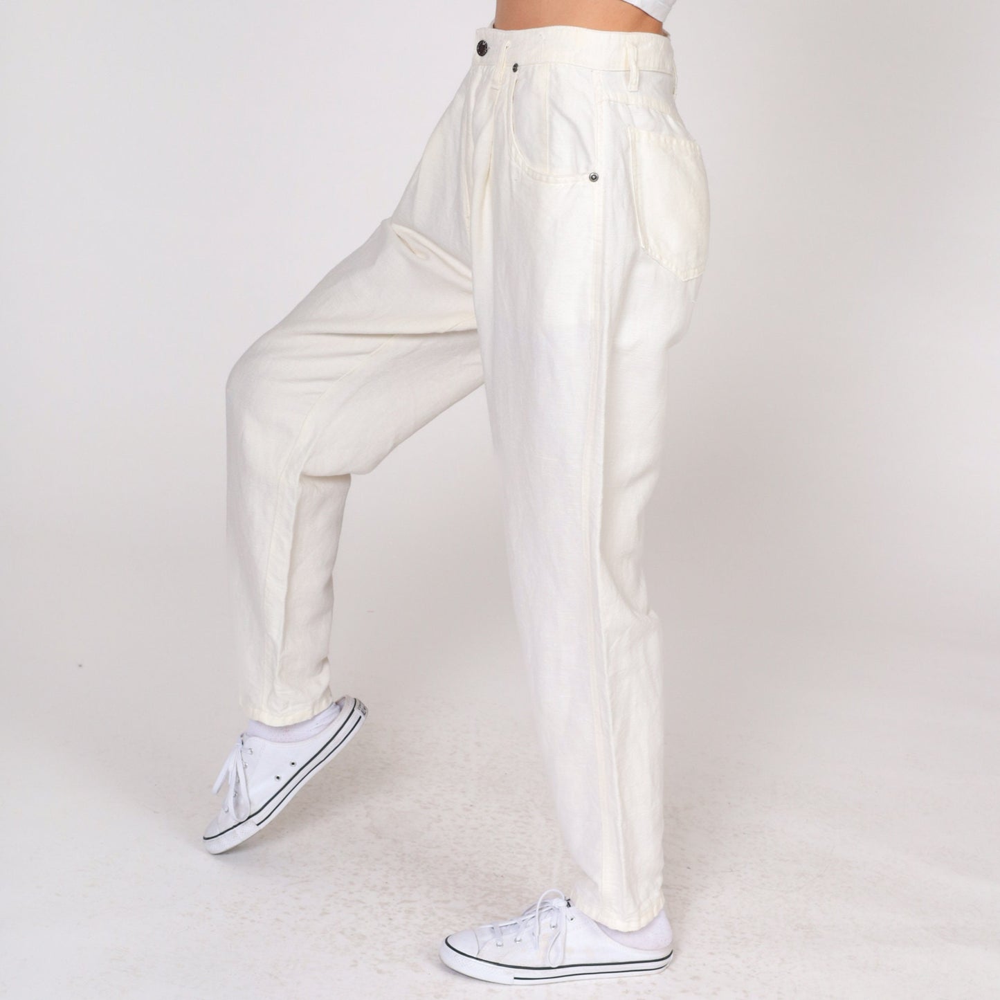 80s Cream Linen Pleated High-Waist Trousers Tapered Leg Small S