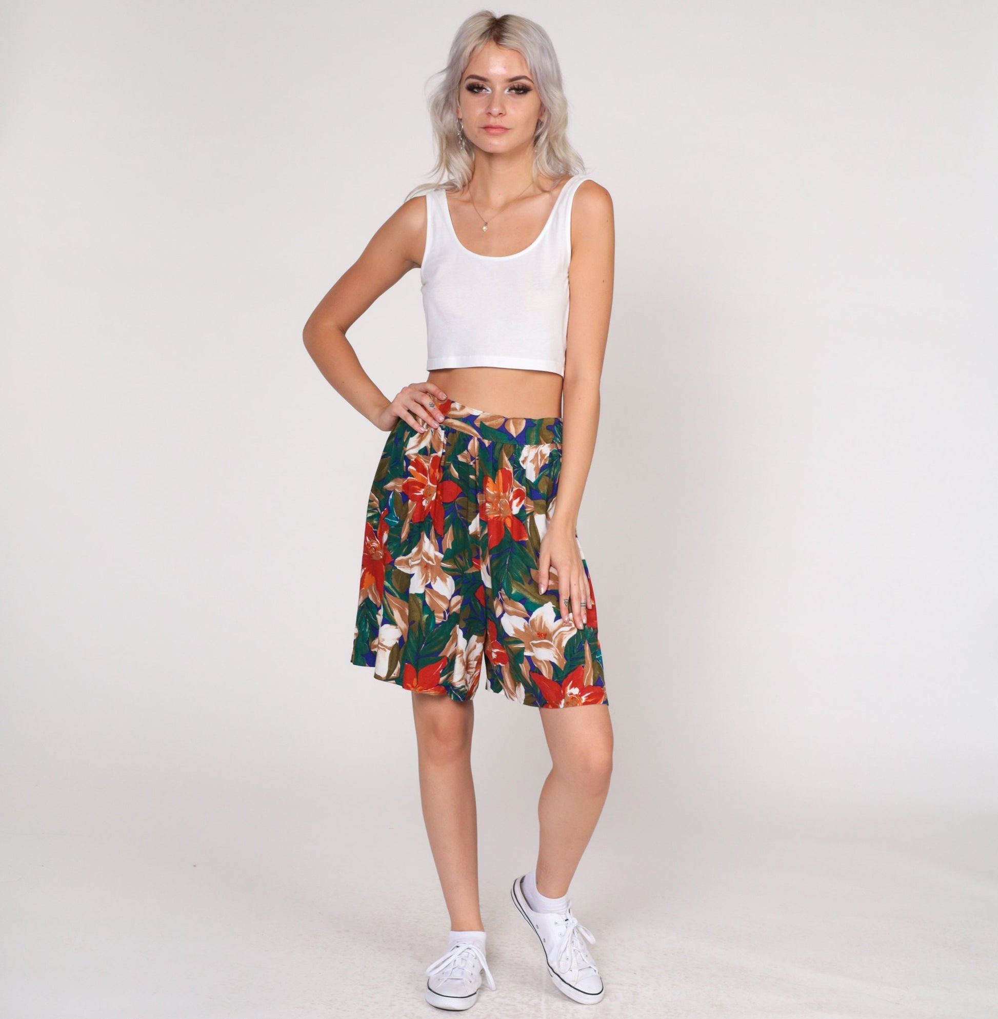 90s Tropical Floral Hibiscus Pleated High-Waist Shorts Rayon Medium M