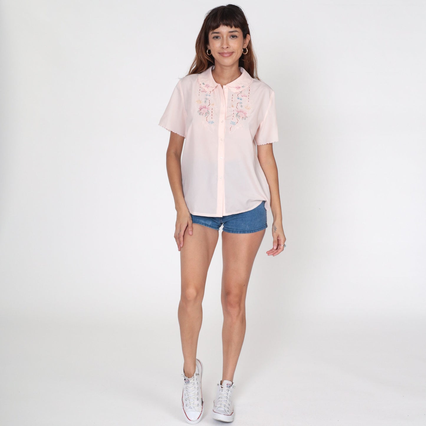 80s Baby Pink Embroidered Floral Blouse Peter Pan Collar Cutout Small