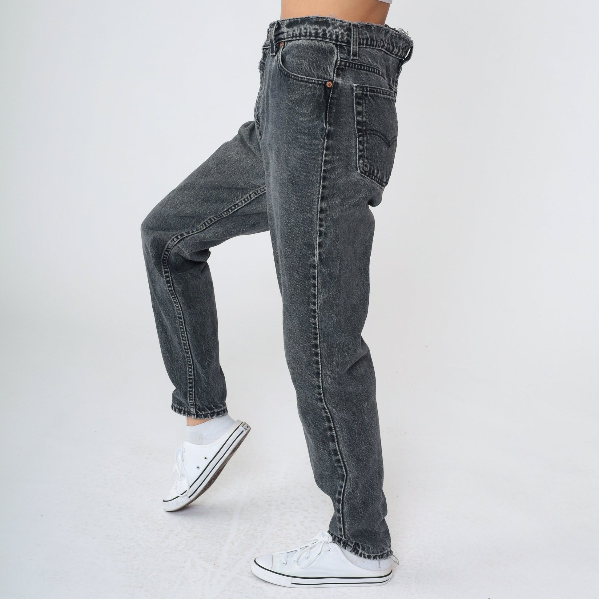 80s Levi's 512 Faded Black Denim High Waist Tapered Jeans Medium