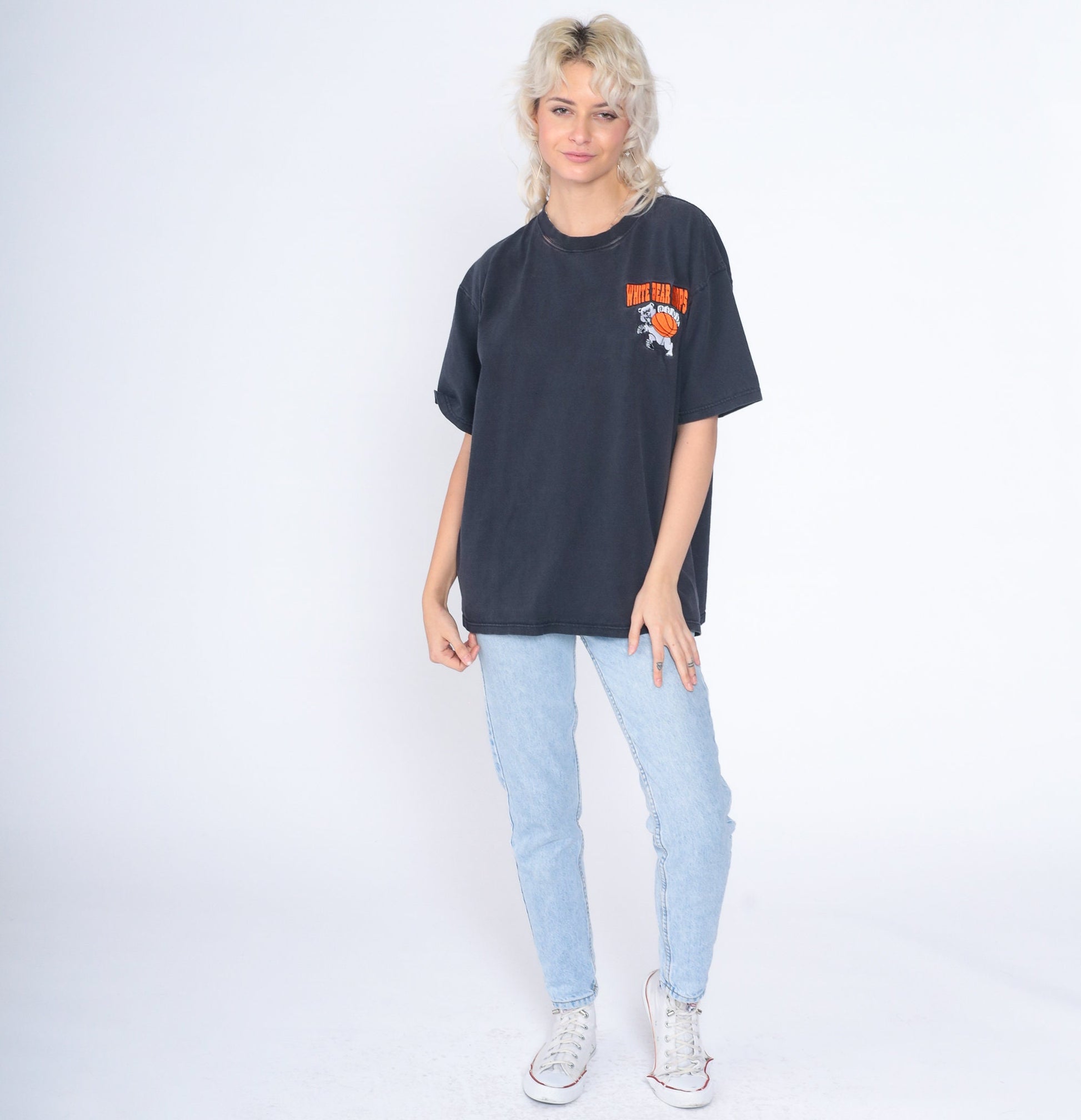 90s White Bear Hoops Basketball T-Shirt Embroidered Logo Black Large L