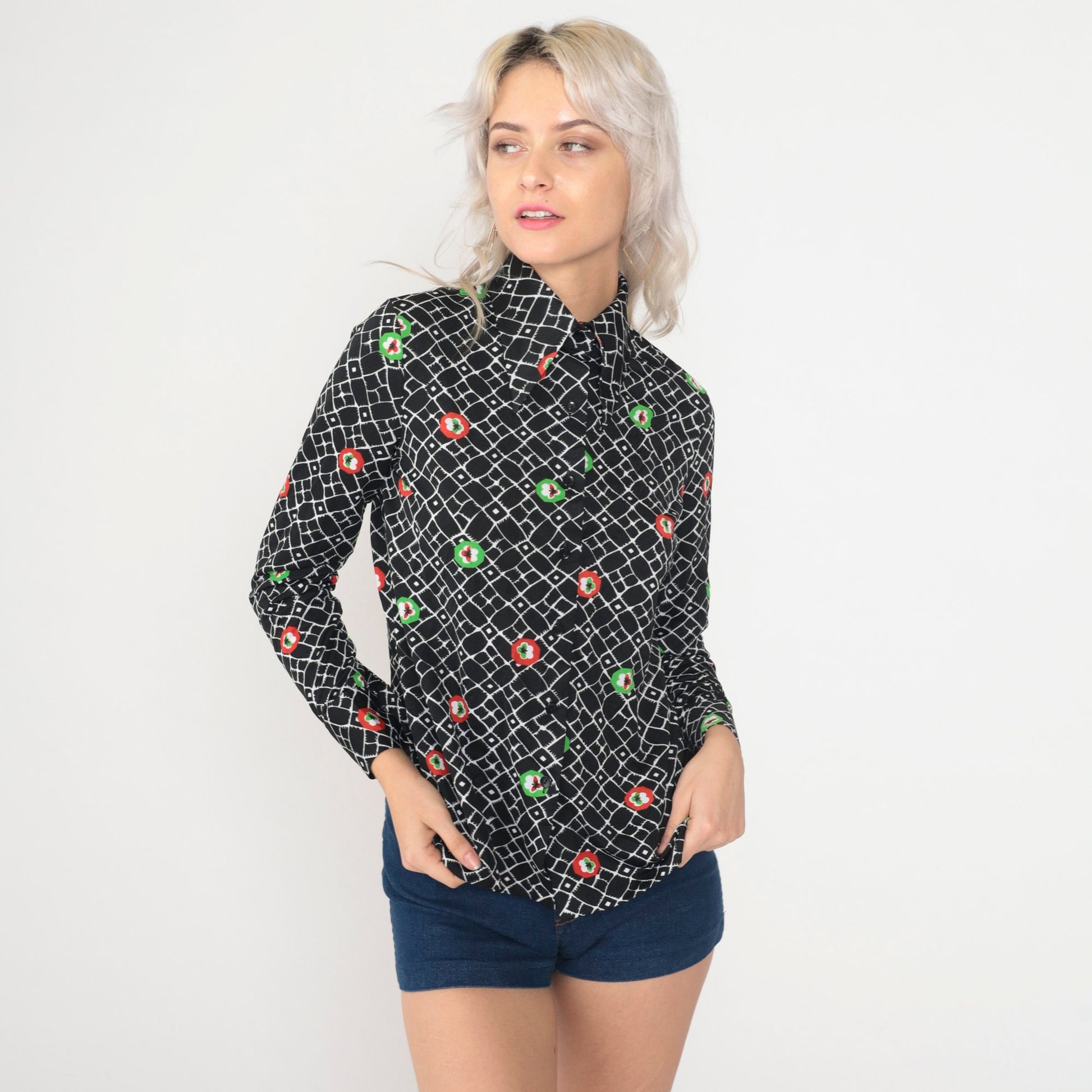 70s Checkered Floral Button-Up Blouse Black Dagger Collar Long Sleeve Small