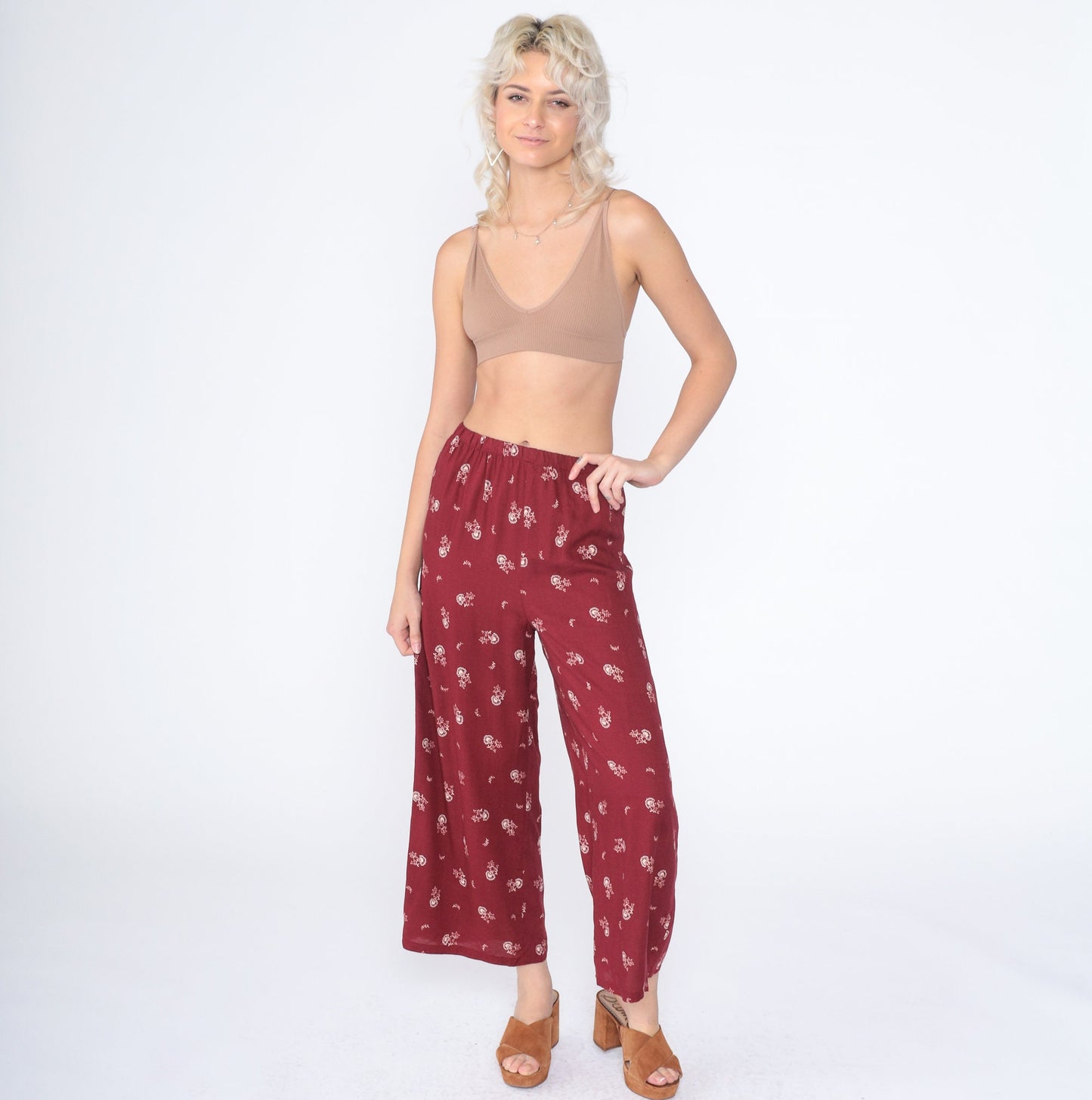 90s All That Jazz Red Floral High-Waist Cropped Pants Small S