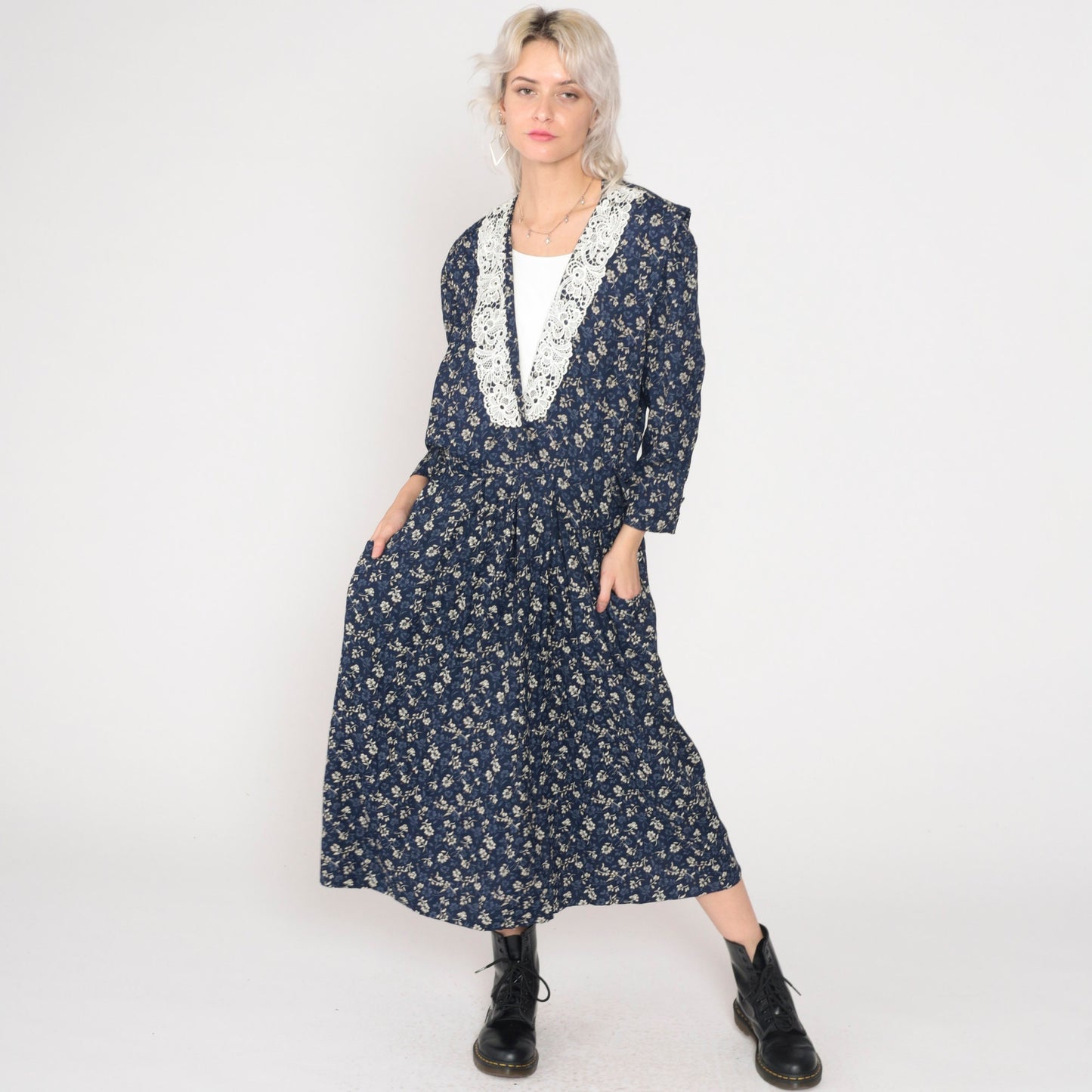 90s Navy Floral Midi Dress Puff Sleeve V-Neck Lace Medium