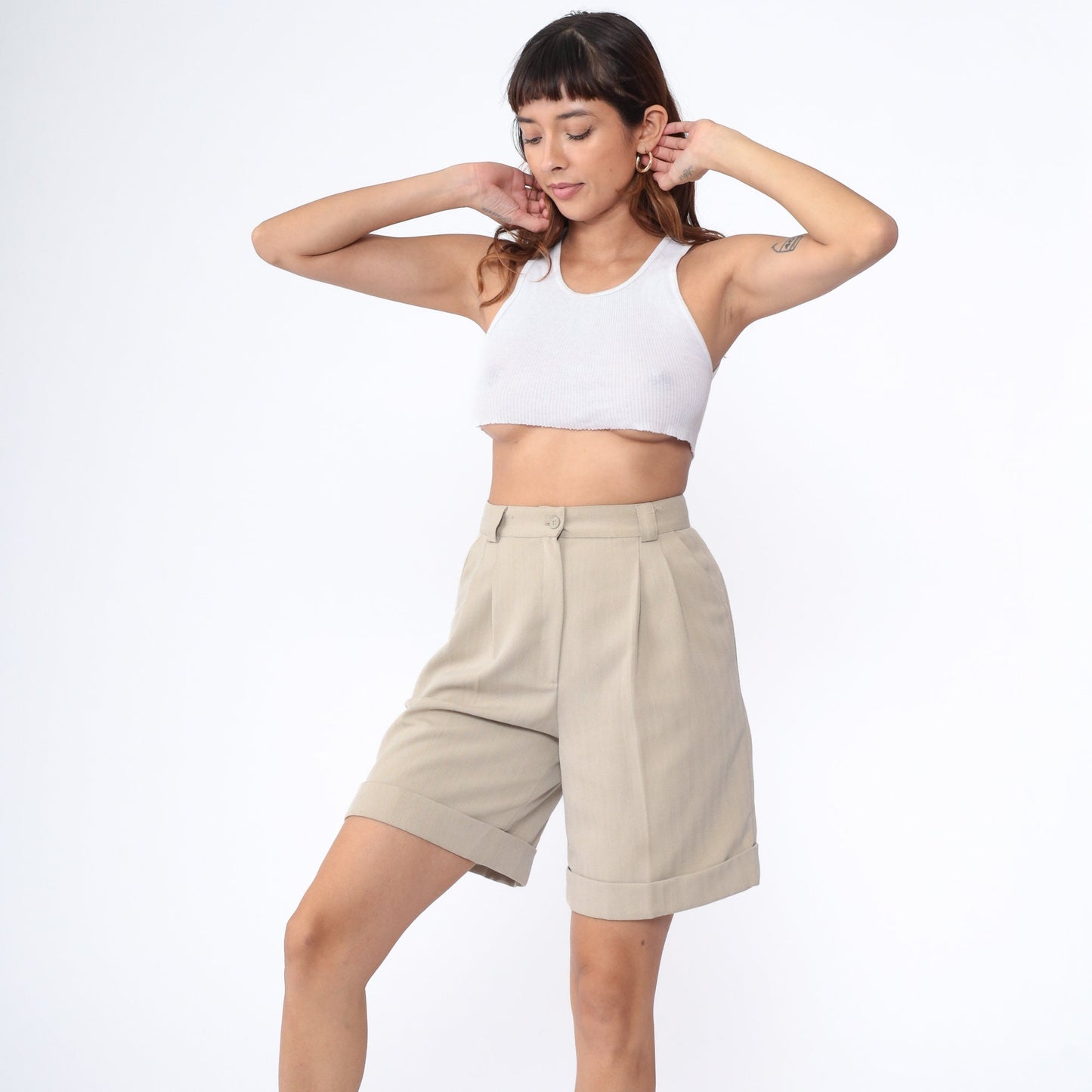 00s Beige High-Waisted Trouser Shorts Cuffed Front Pleat Small 28
