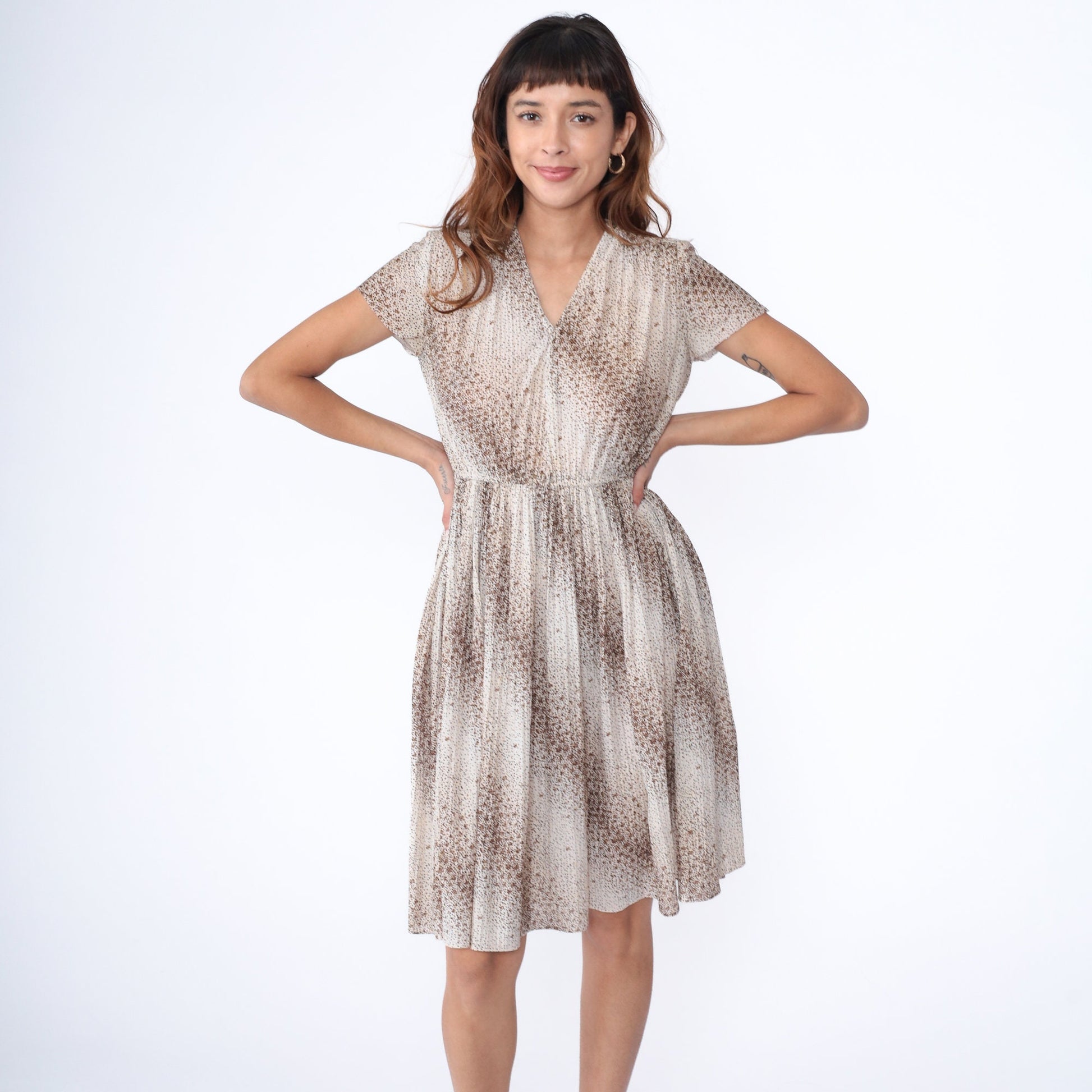 70s Striped Polka Dot Dress White V-Neck Elastic Waist Knee-Length Small