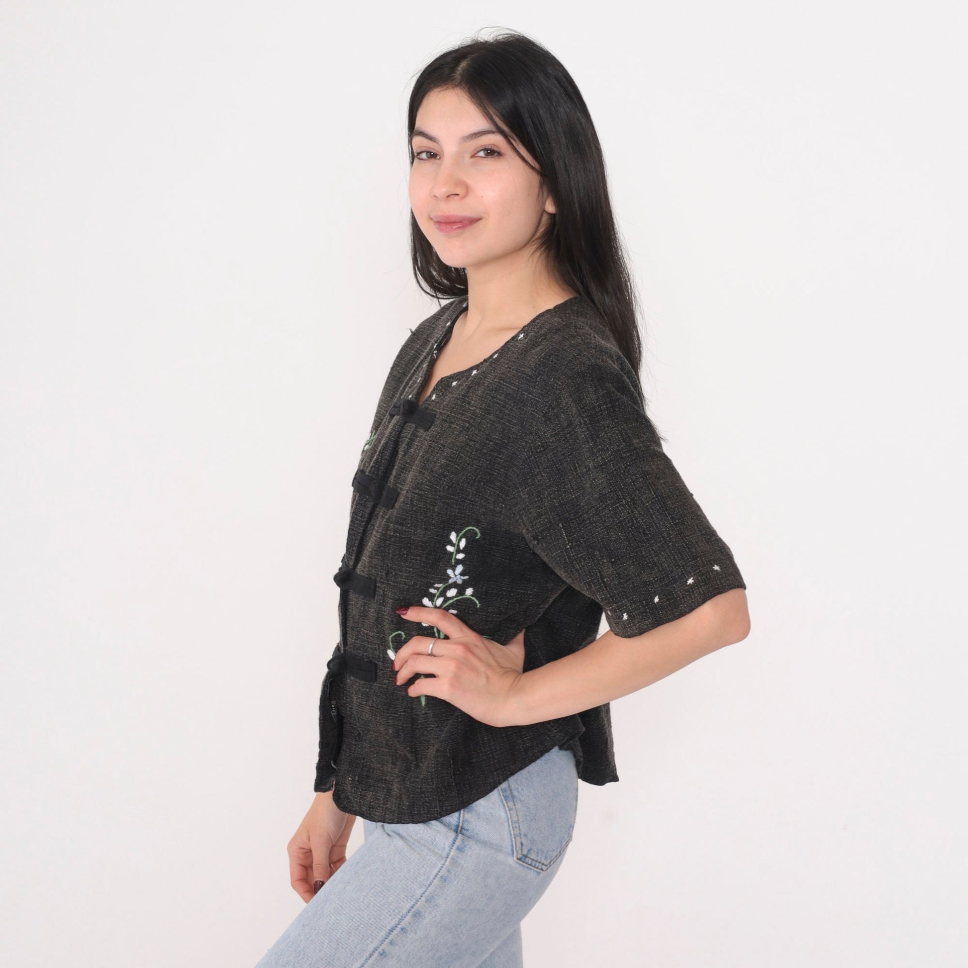 90s Floral Embroidered Dark Grey Button-Up Blouse Short Sleeve Small