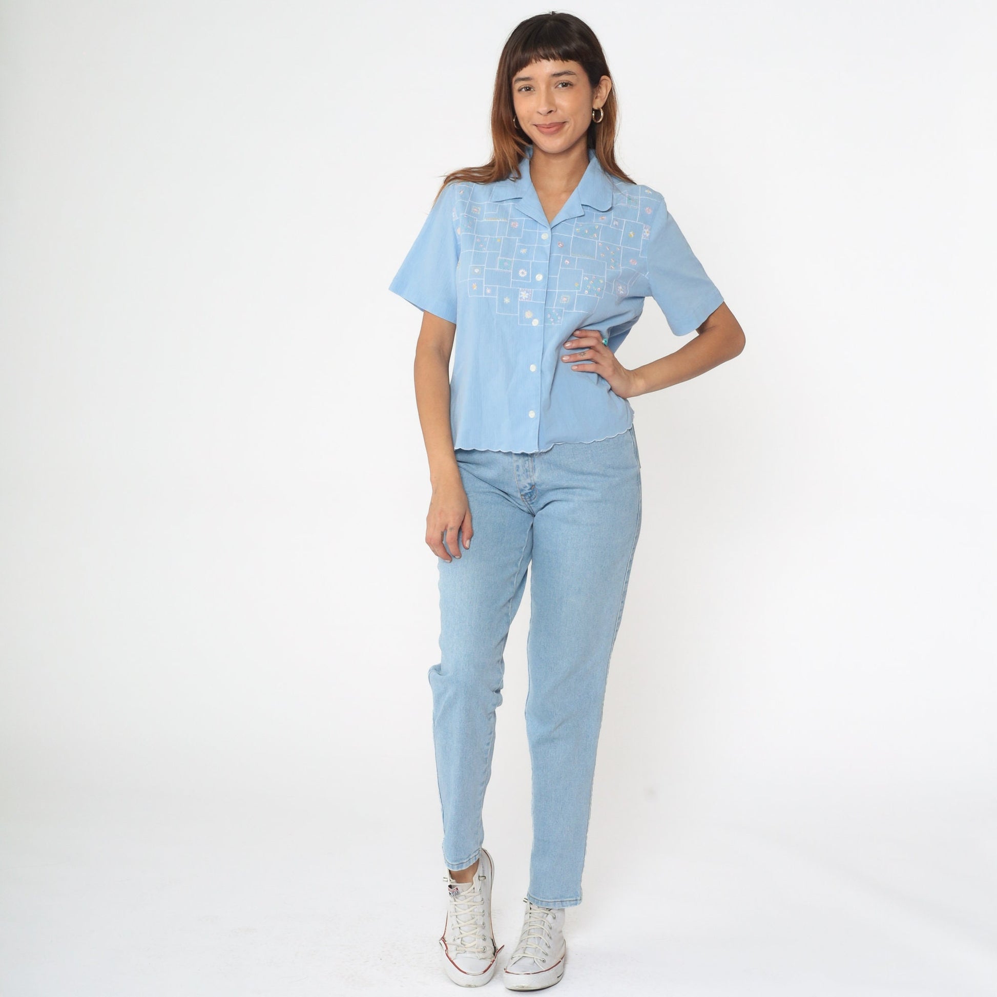 90s Koret Floral Embroidered Button-Up Blouse Baby Blue Cotton Small
