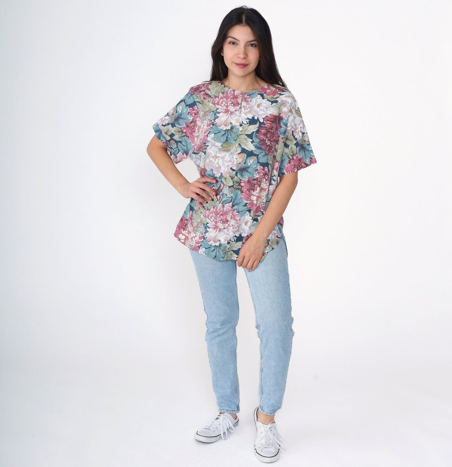 90s Floral Blouse Short Sleeve Slit Neckline Blue Purple Pink Medium Large