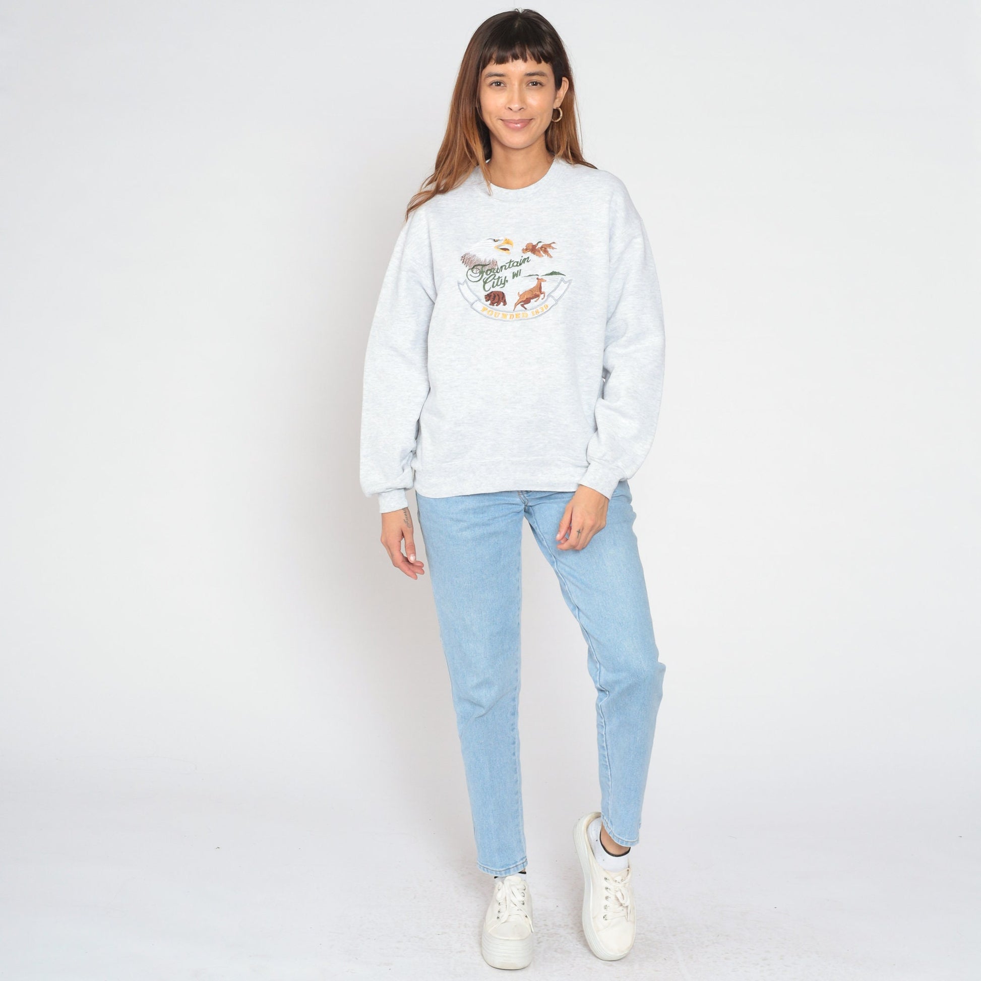 90s Fountain City Wisconsin Embroidered Wildlife Sweatshirt Heather Grey Medium