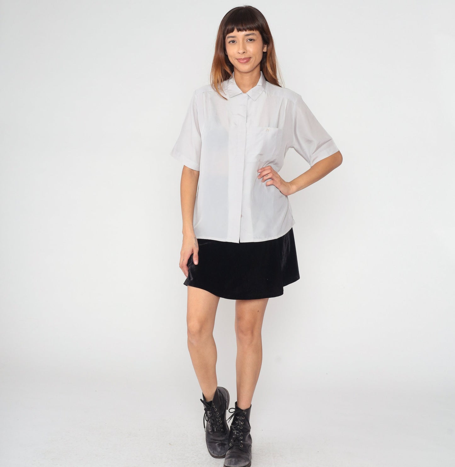 80s Pale Grey Button-Up Blouse Short Sleeve Collared Shirt Medium