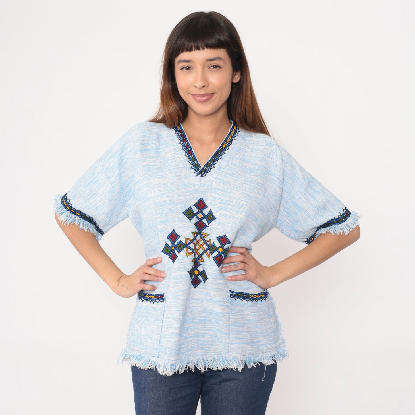 90s Geometric Knot Embroidered Tunic V-Neck Fringe Top Baby Blue Medium