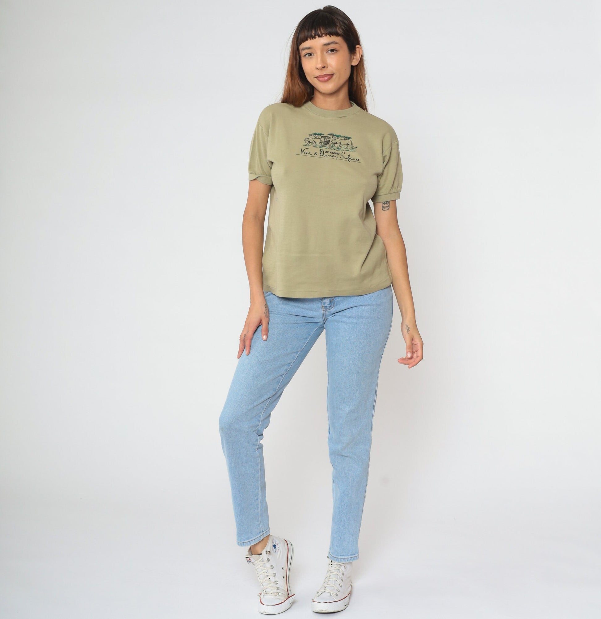 00s Ker And Downey Safaris Lion Graphic T-Shirt Khaki Cotton Medium