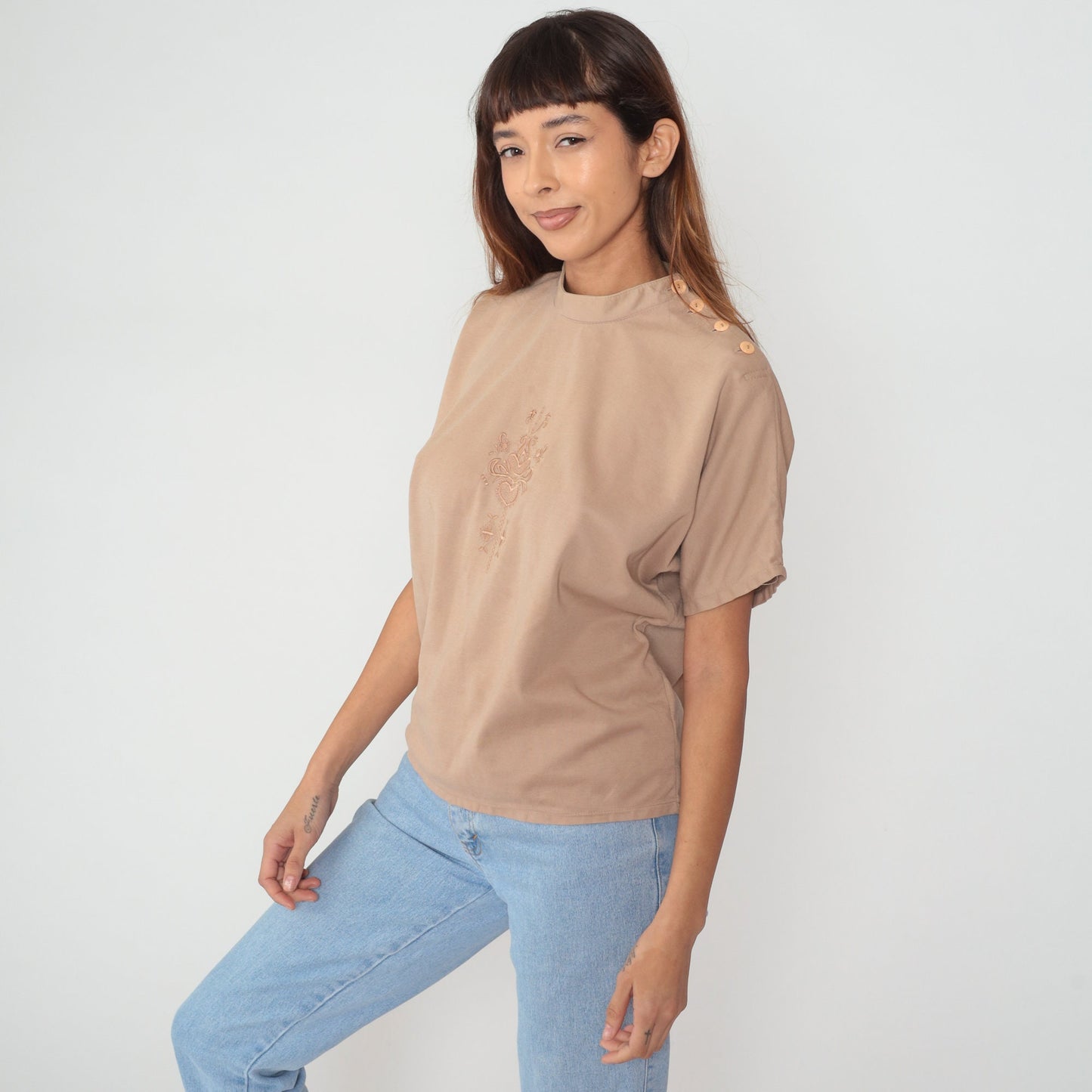 80s Tan Embroidered Floral Heart Blouse Short Sleeve Button Shoulder Cotton Medium