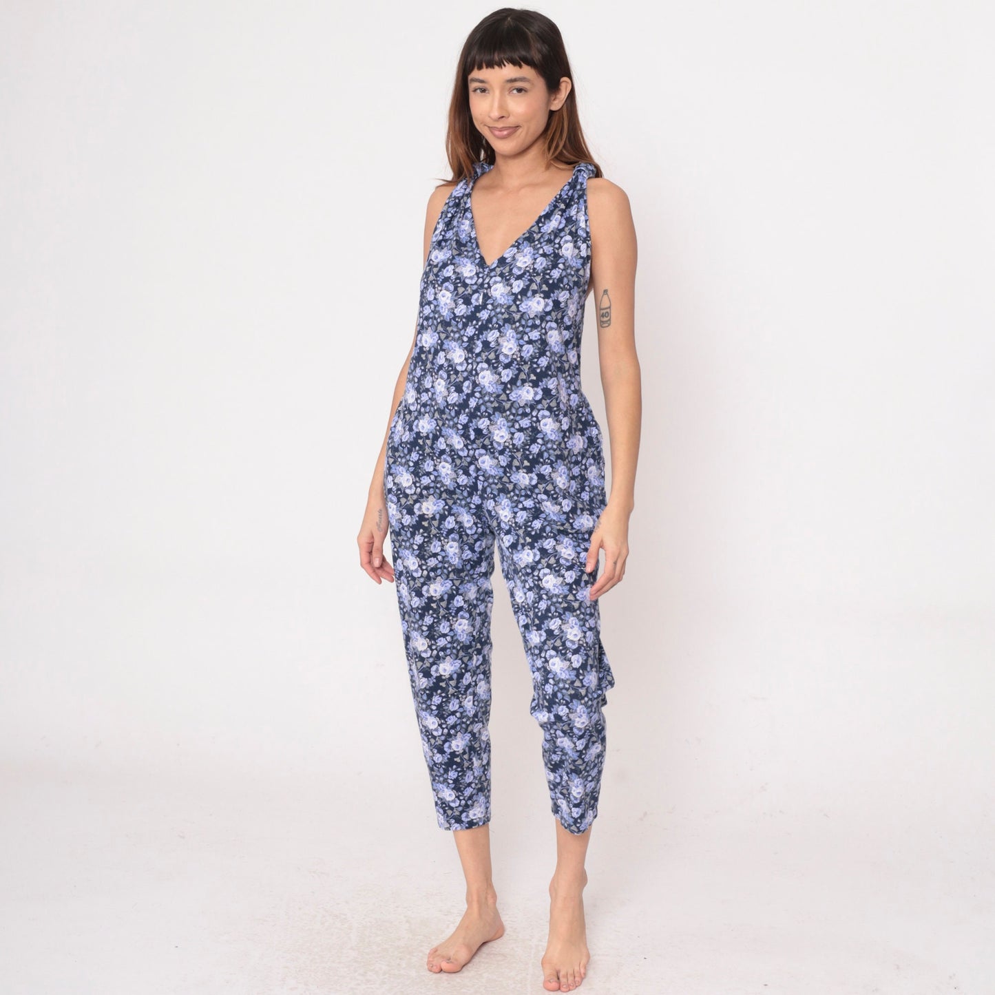 90s Periwinkle Floral Jumpsuit Y-Back Tapered Capri V-Neck Sleeveless Small Medium