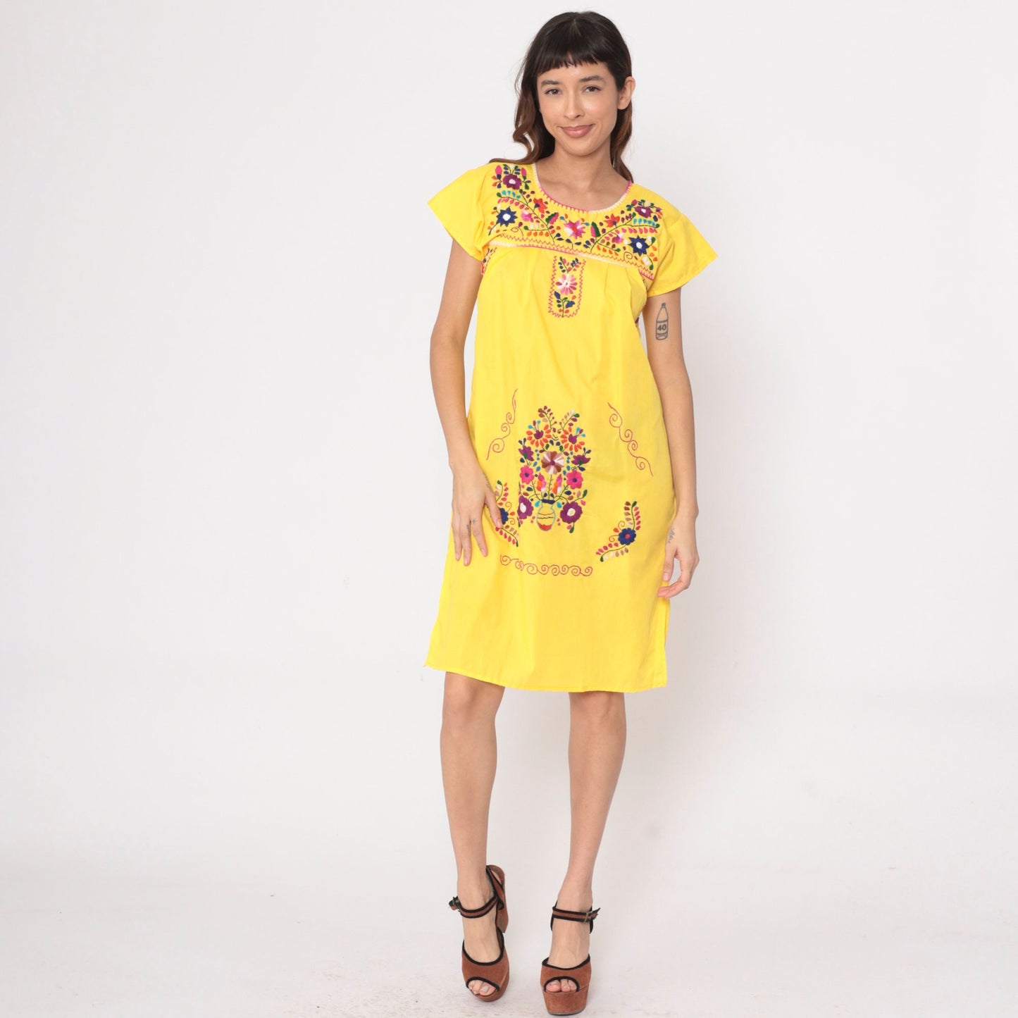 90s Mexican Yellow Cotton Midi Dress Floral Embroidered Short Sleeve Extra Small