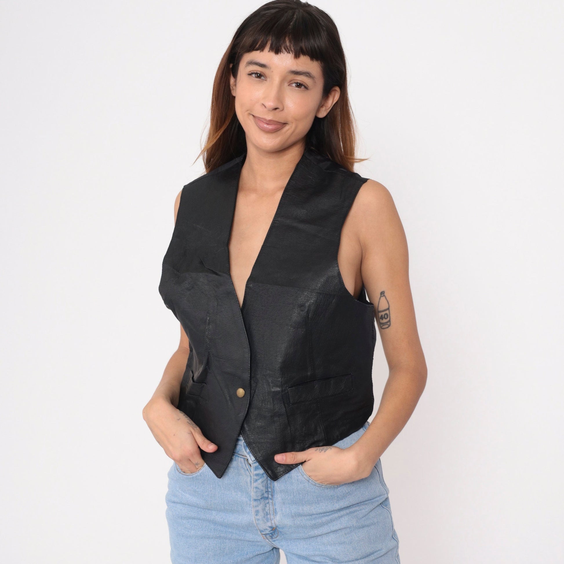 90s Black Leather Vest Single Snap V-Neck Sleeveless Top Small