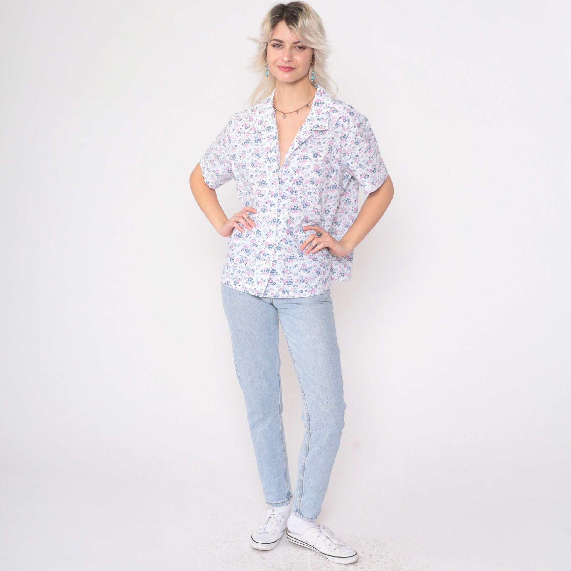90s Blair White Floral Button Up Blouse Short Sleeve Collar Pink Blue Print Large