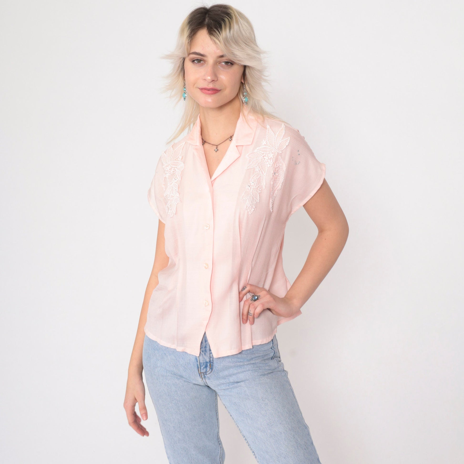 80s Baby Pink Lace Appliqué Button-Up Blouse Silver Studs Short Sleeve Medium