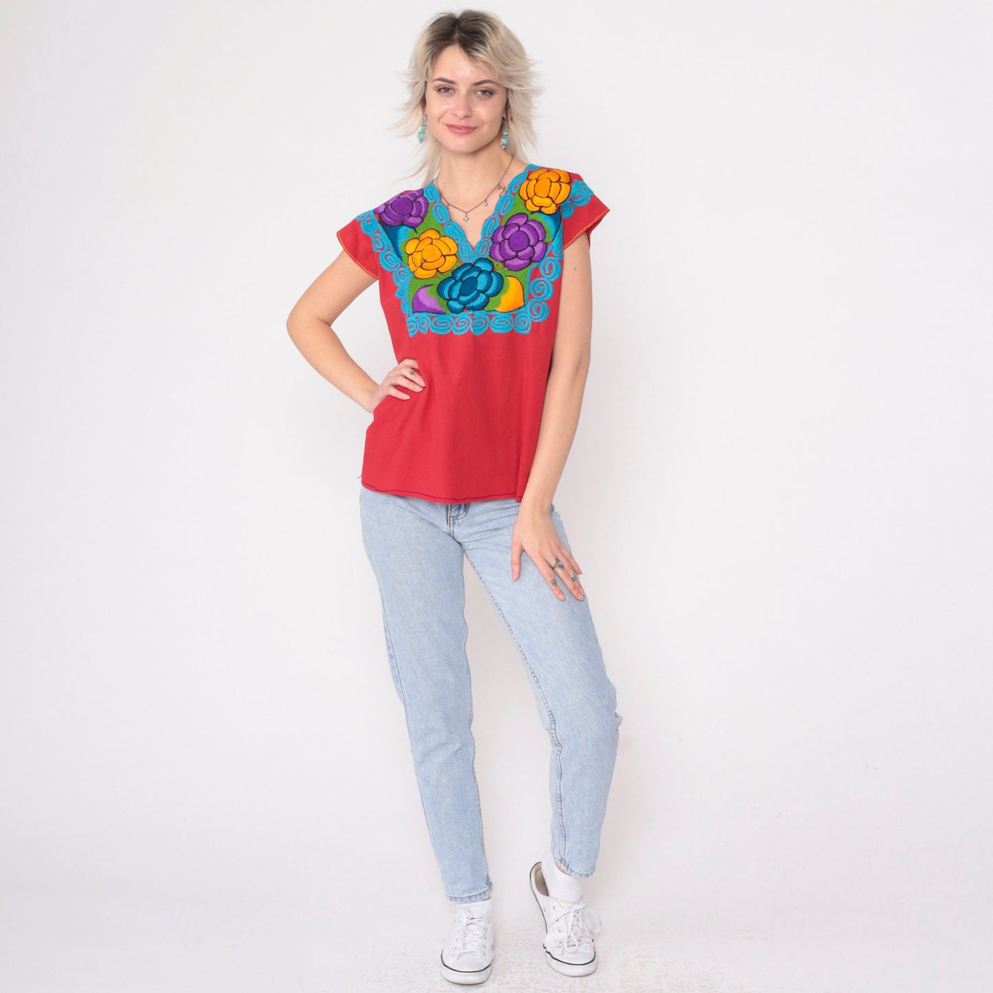 90s Mexican Embroidered Cotton Blouse Red Floral Short Sleeve Small