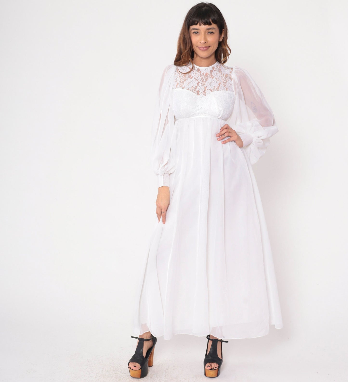 70s White Lace Maxi Wedding Dress Empire Waist Balloon Sleeve Sweetheart Neckline Extra Small