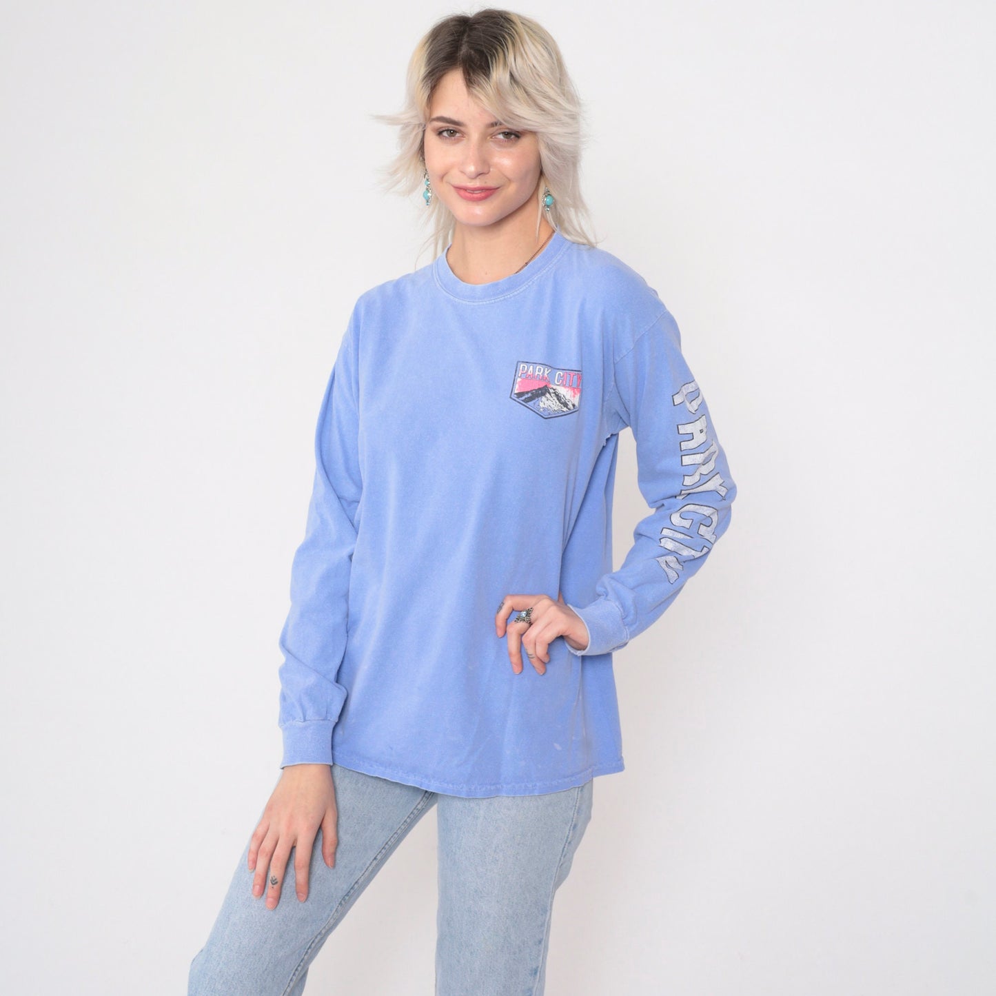 90s Park City Utah Wasatch Mountains Ski Graphic Tee Lavender Long Sleeve Medium