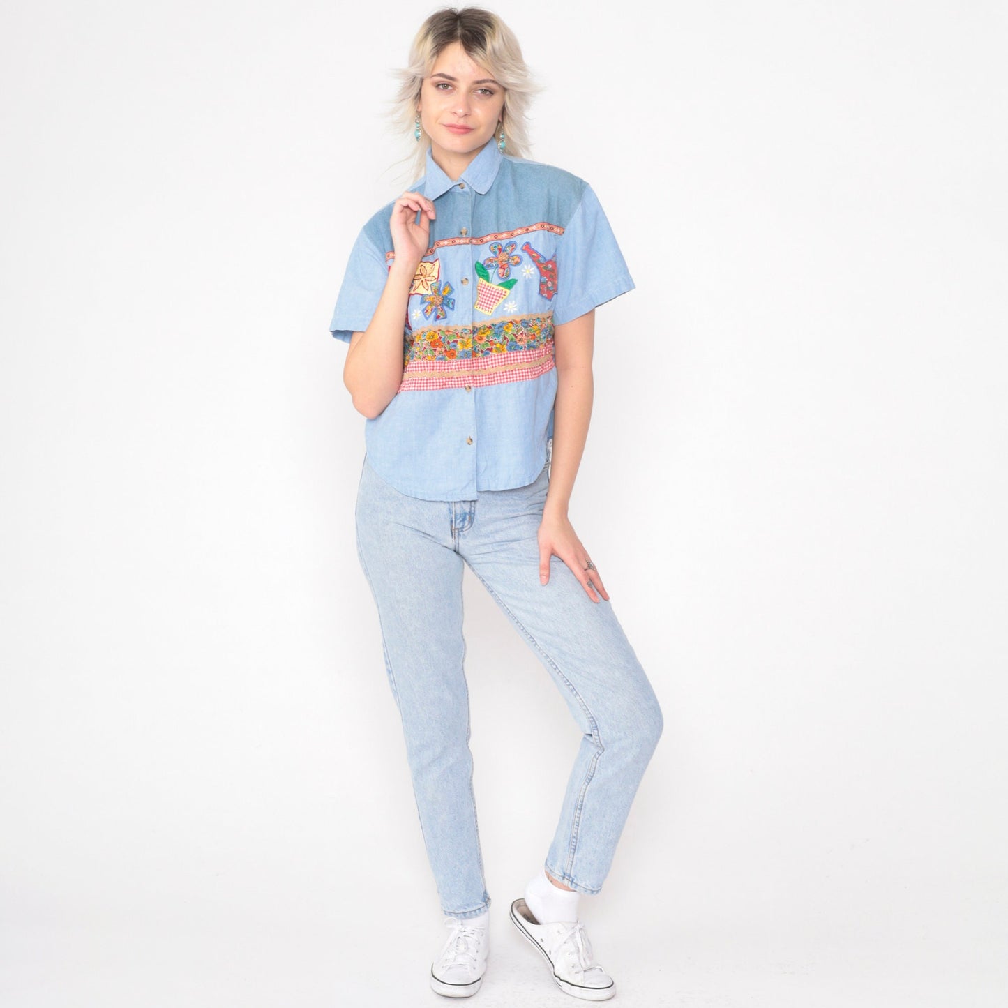 90s Victoria Jones Chambray Blouse Beaded Floral Embroidered Denim Blue Medium Petite