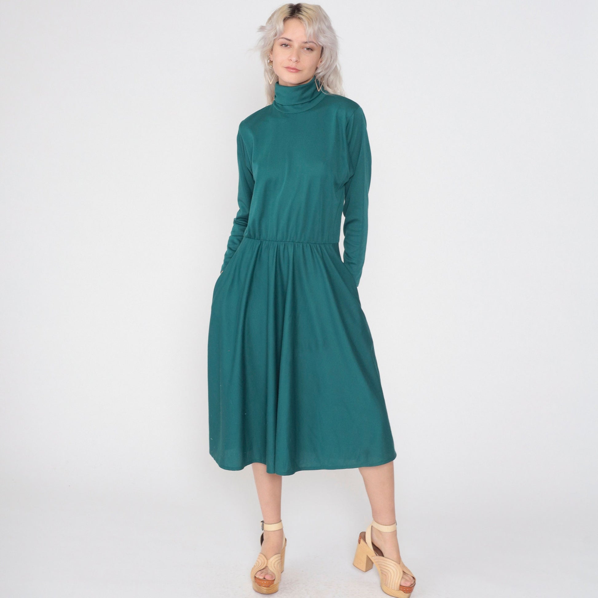 70s Green Turtleneck Midi Dress High Waisted Long Sleeve Pockets Medium