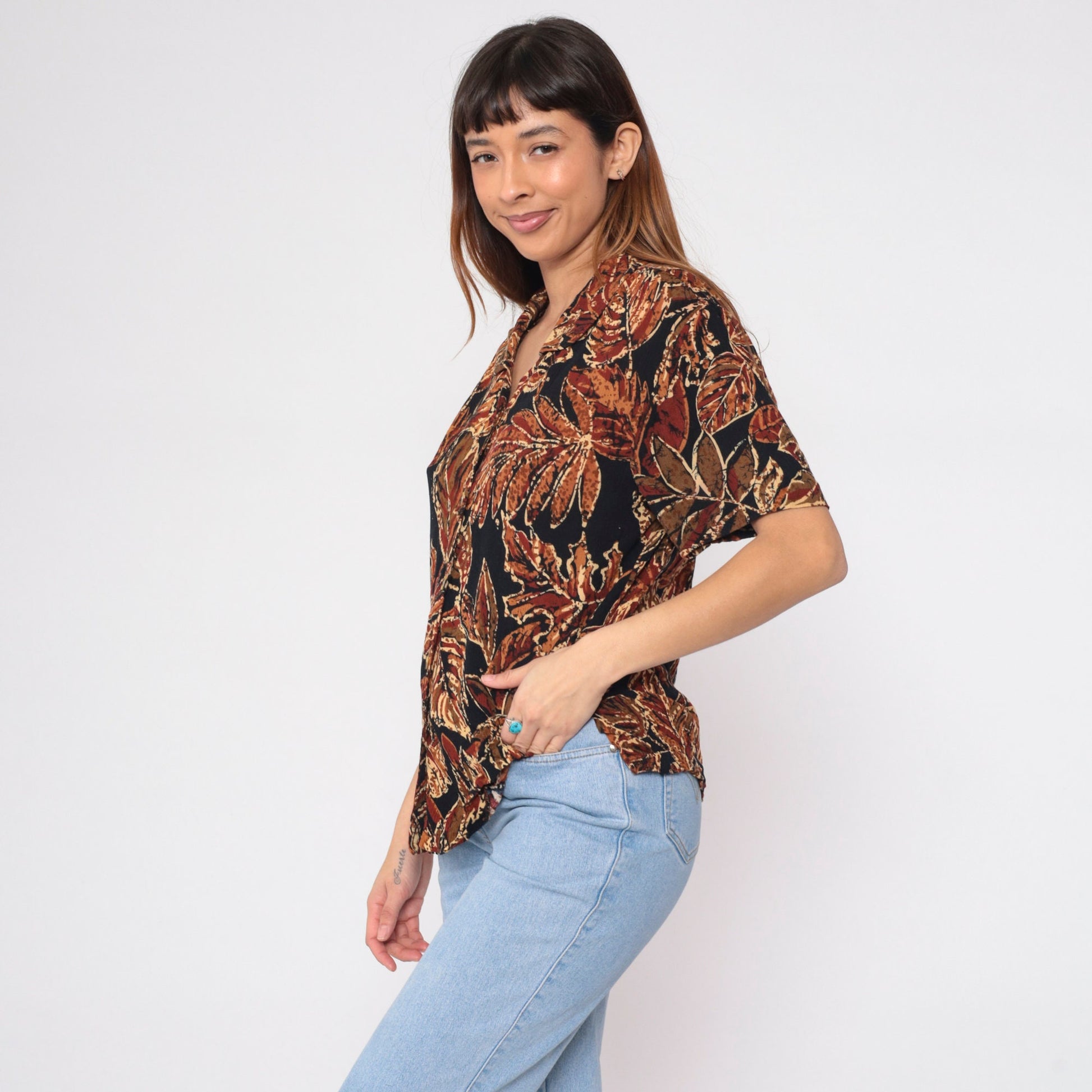 90s Tropical Leaf Button-Up Blouse Black Botanical Print Short Sleeve Medium
