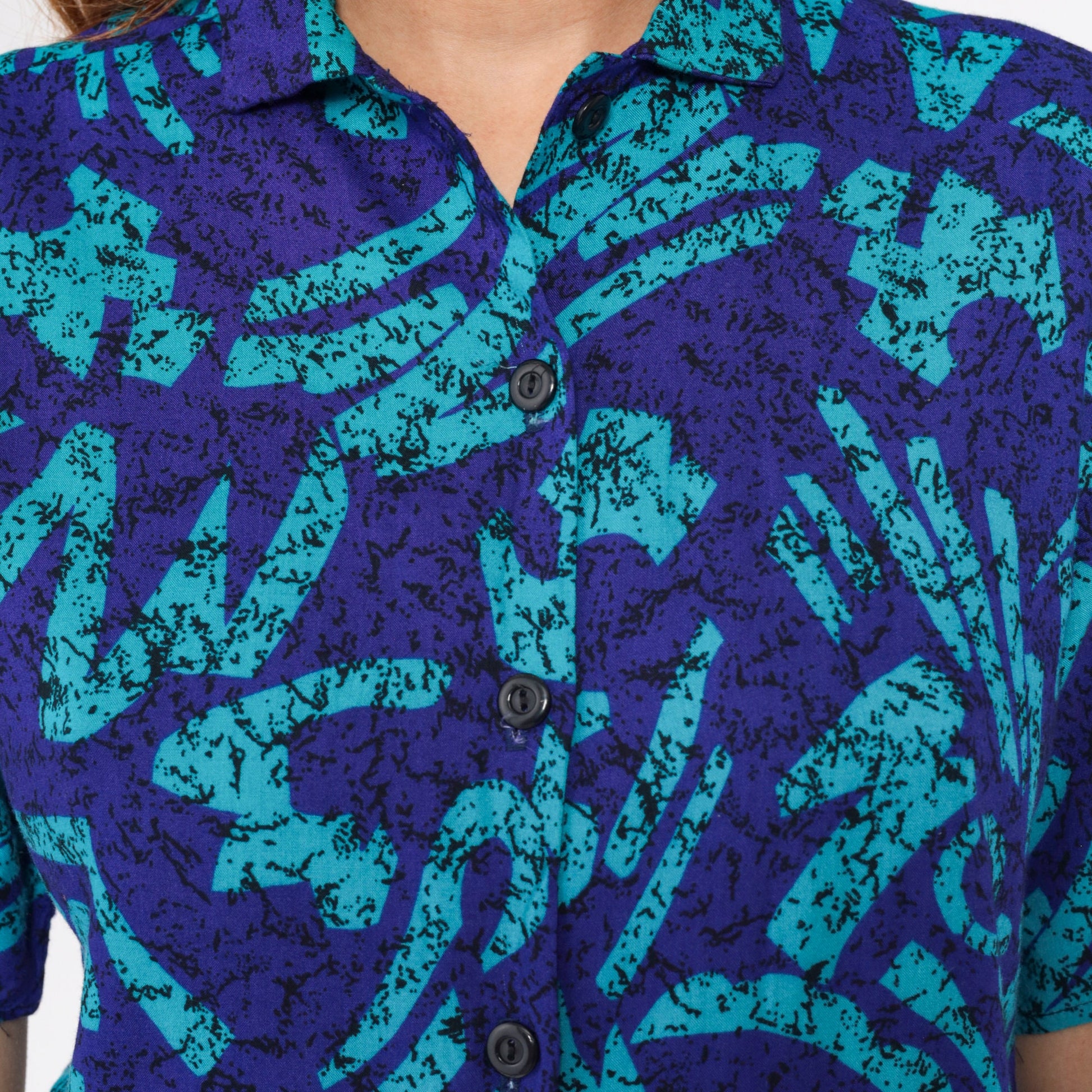 90s Abstract Marbled Button-Up Blouse Purple Blue Black Short Sleeve Medium