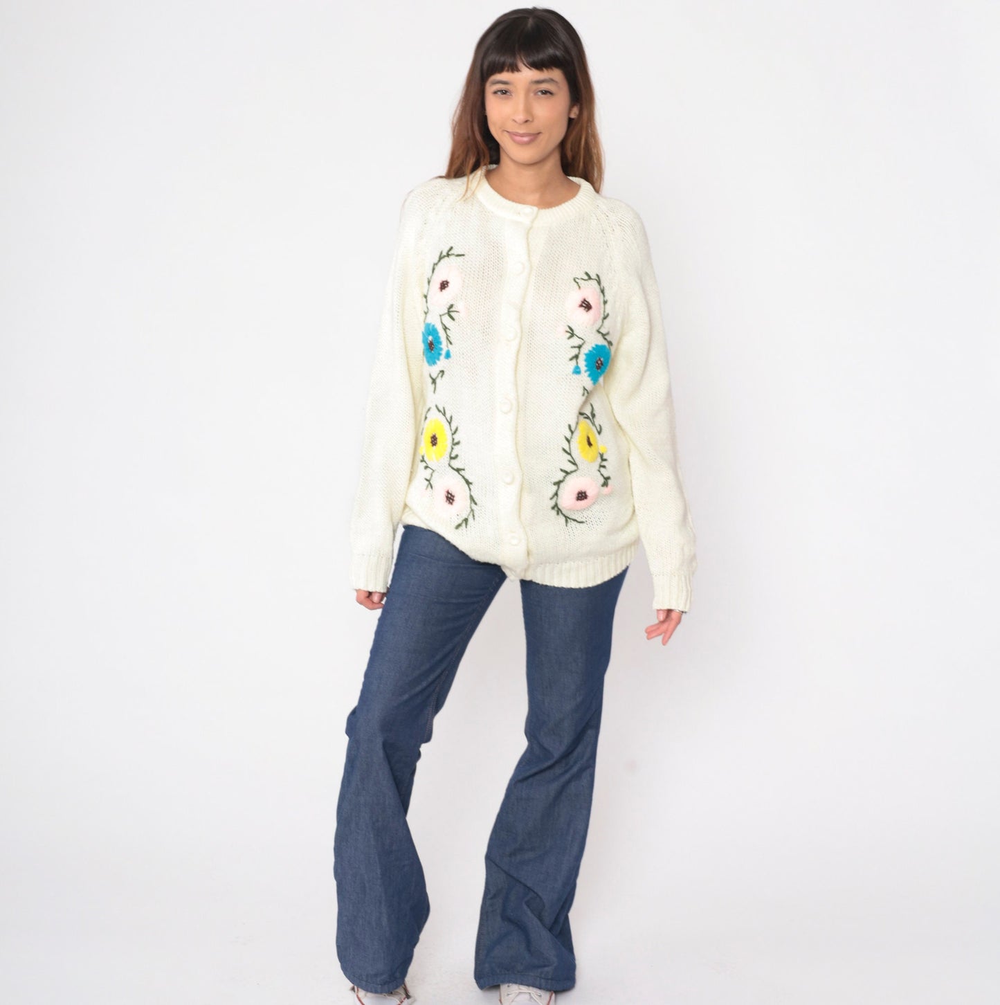70s Floral Embroidered Cardigan Sweater Off-White Raglan Knit Large