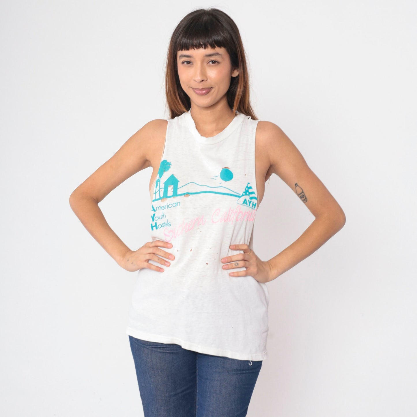 90s American Youth Hostels Tank Top California Palm Tree Graphic Distressed Medium