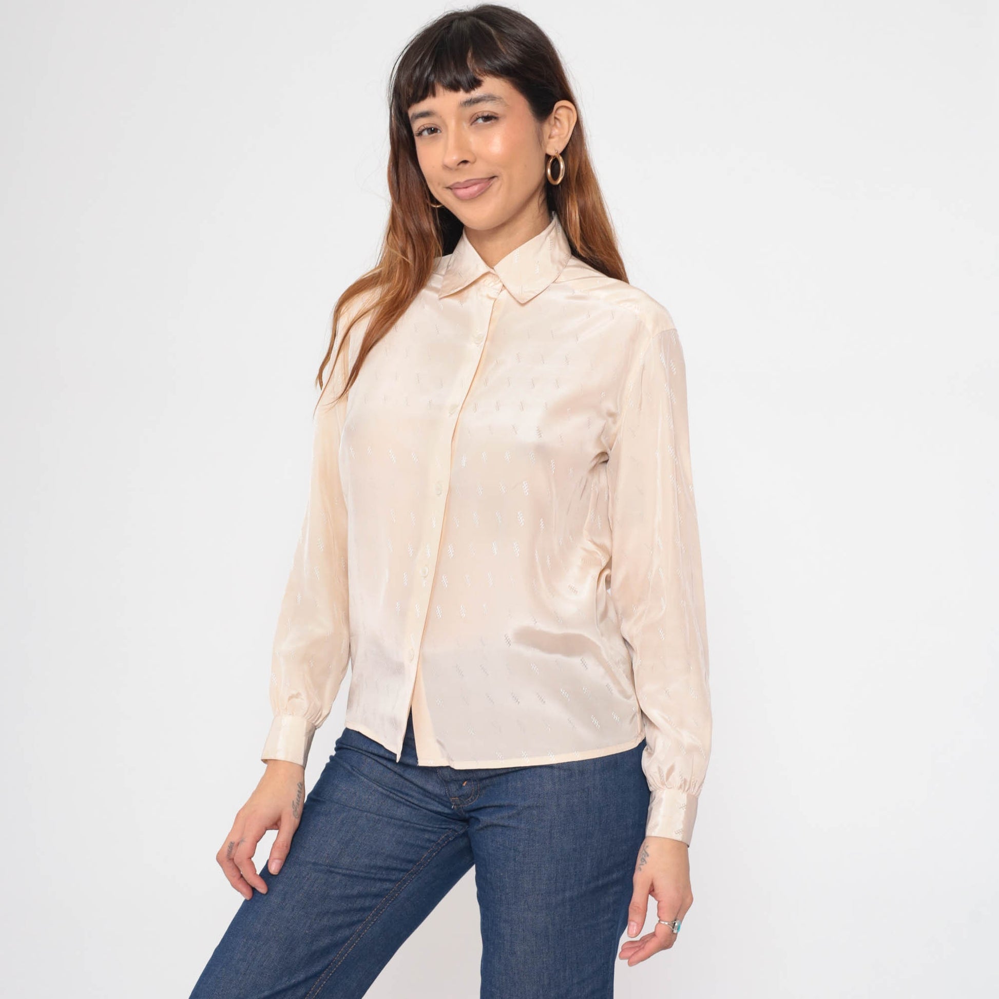 80s Cream Embossed Geometric Button-Up Blouse Long Sleeve Collared Shirt Small