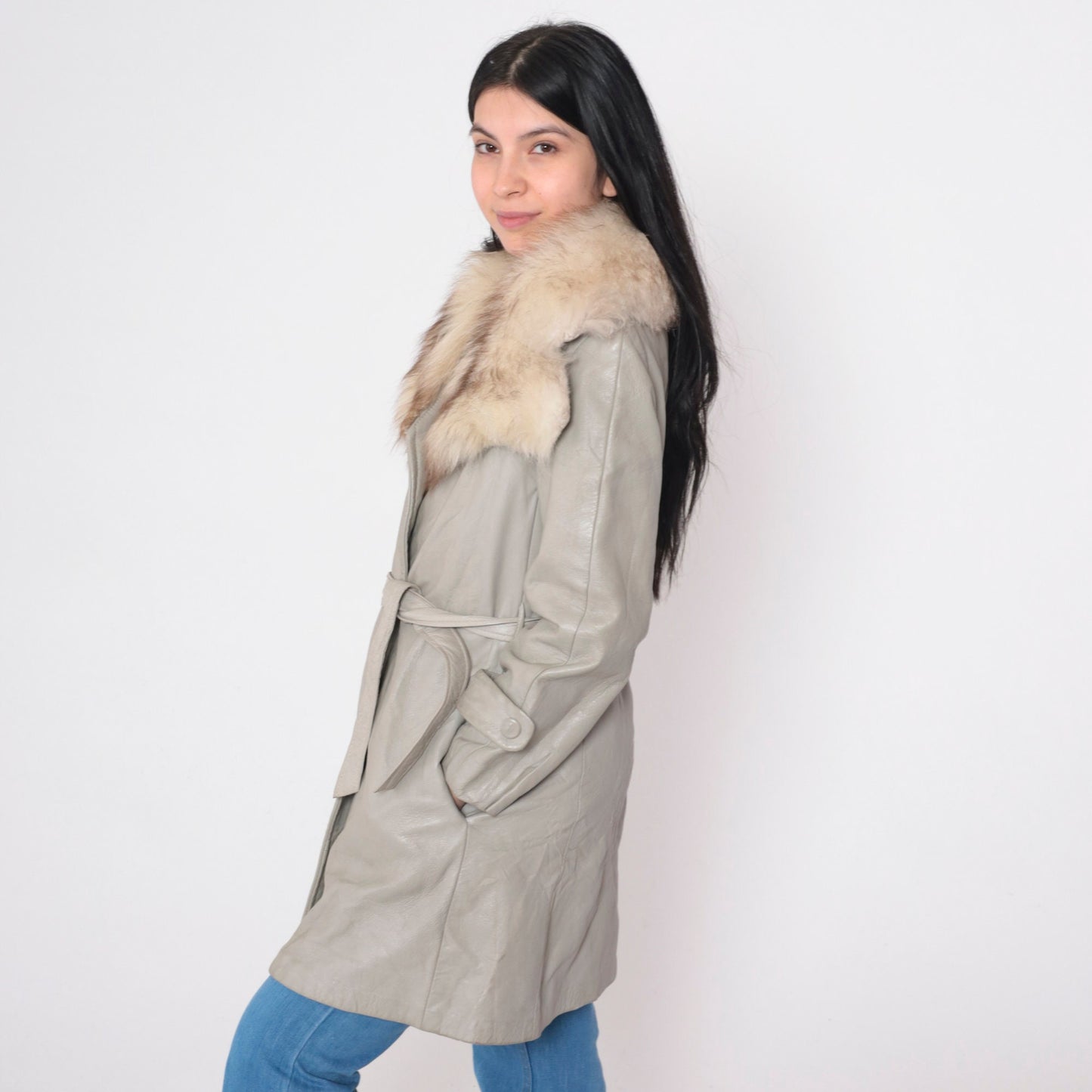 70s Light Grey Leather Jacket Faux Fur Collar Zip Belt Small