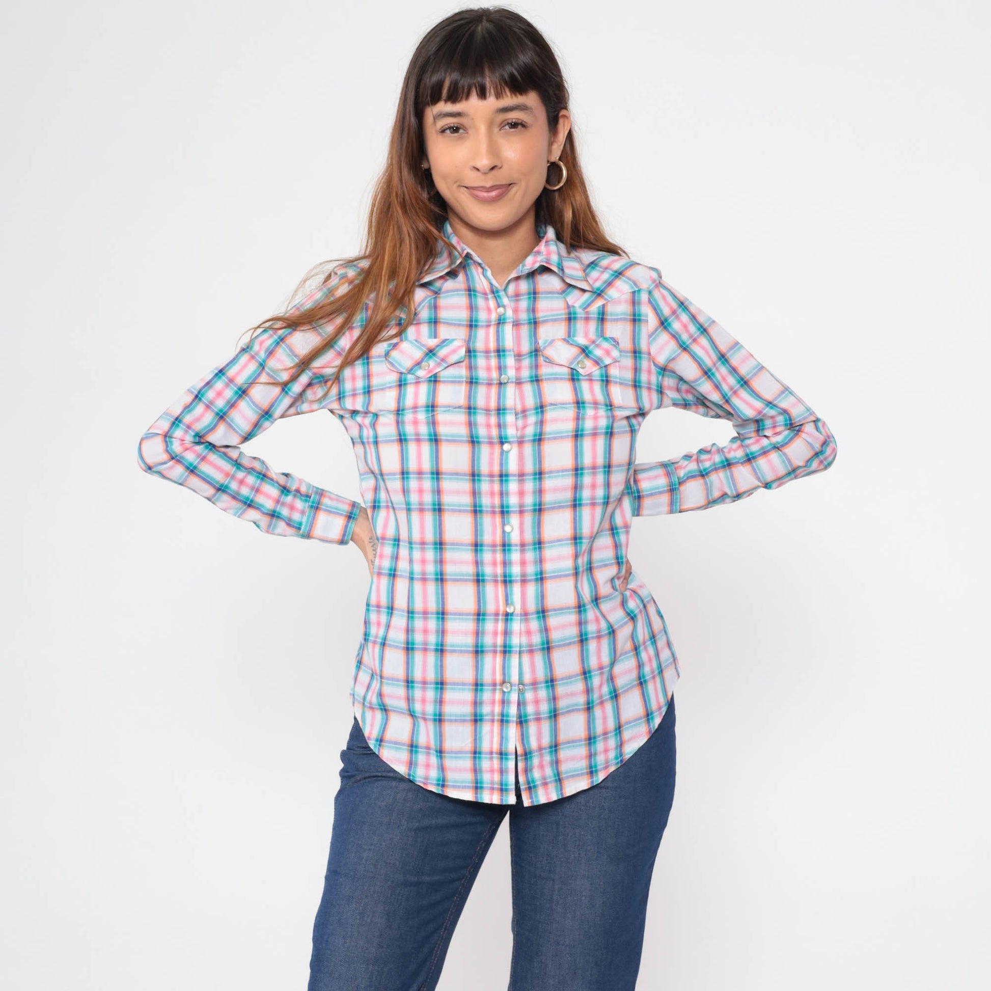 90s Wrangler Western Shirt Pearl Snap Plaid White Blue Pink Small Petite