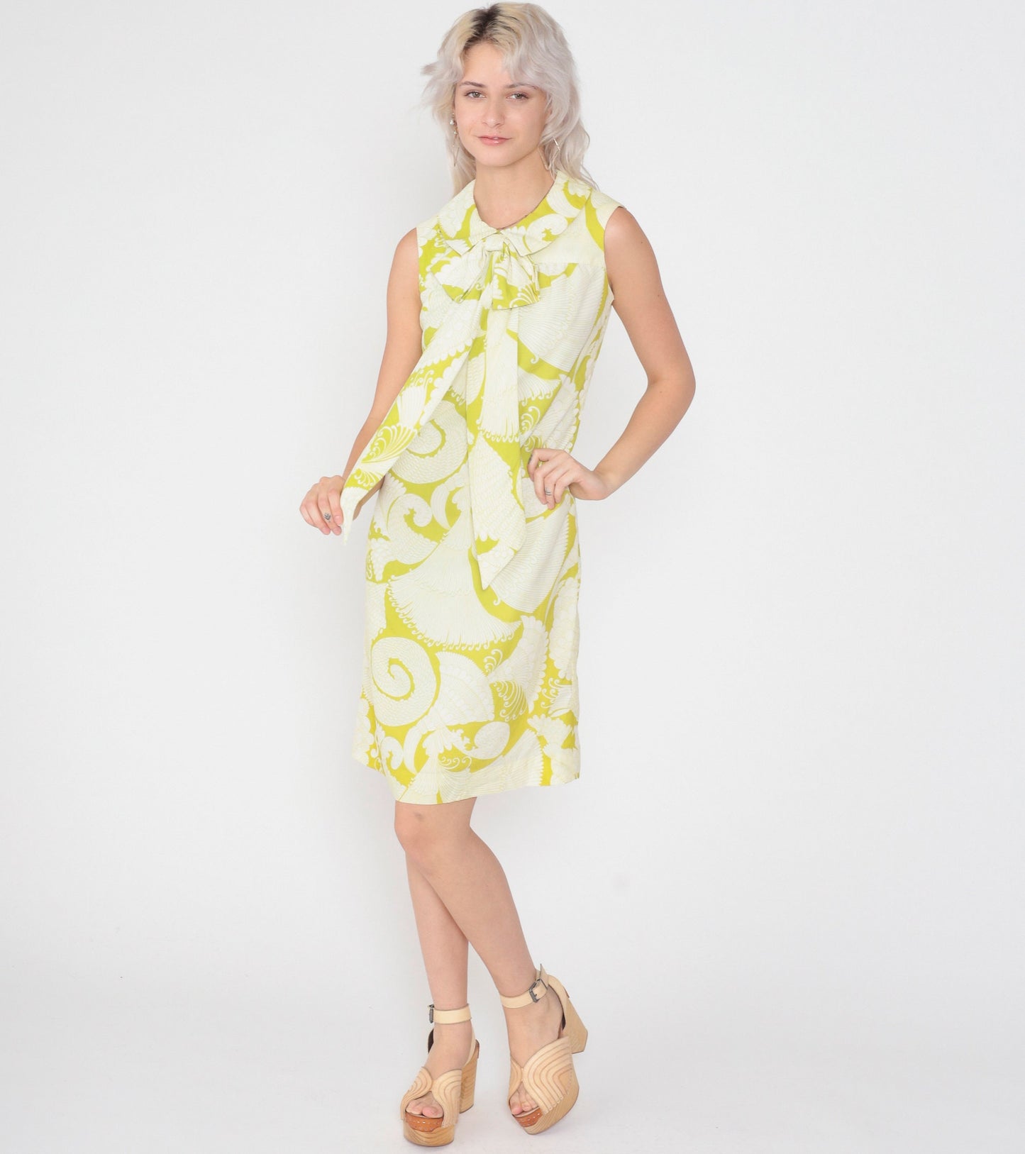 60s Mod Mini Dress Green Floral Tie Neck Sleeveless Shift Extra Small