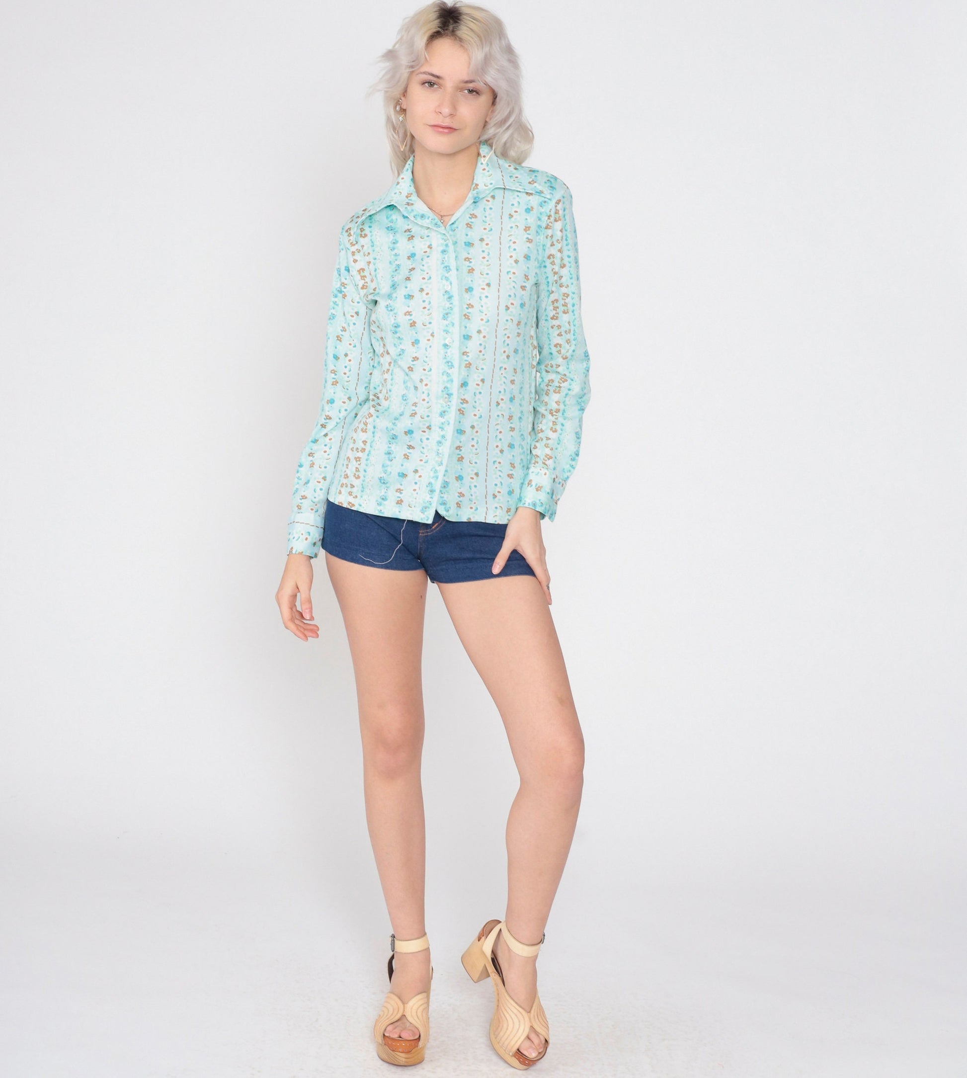 70s Blue Floral Striped Blouse Wing Collar Button Up Long Sleeve Medium