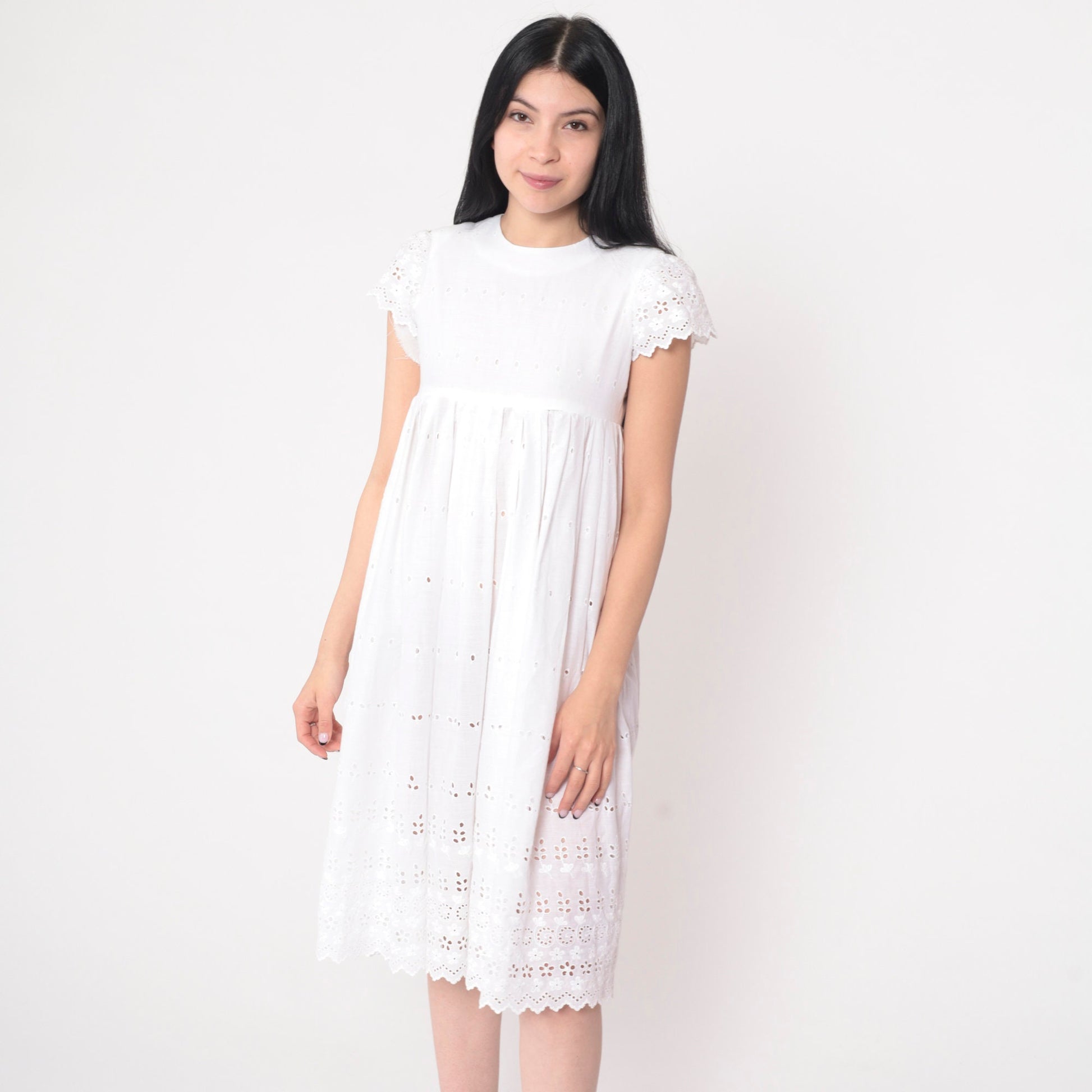 70s White Eyelet Lace Mini Dress Empire Waist Puff Sleeve XXS