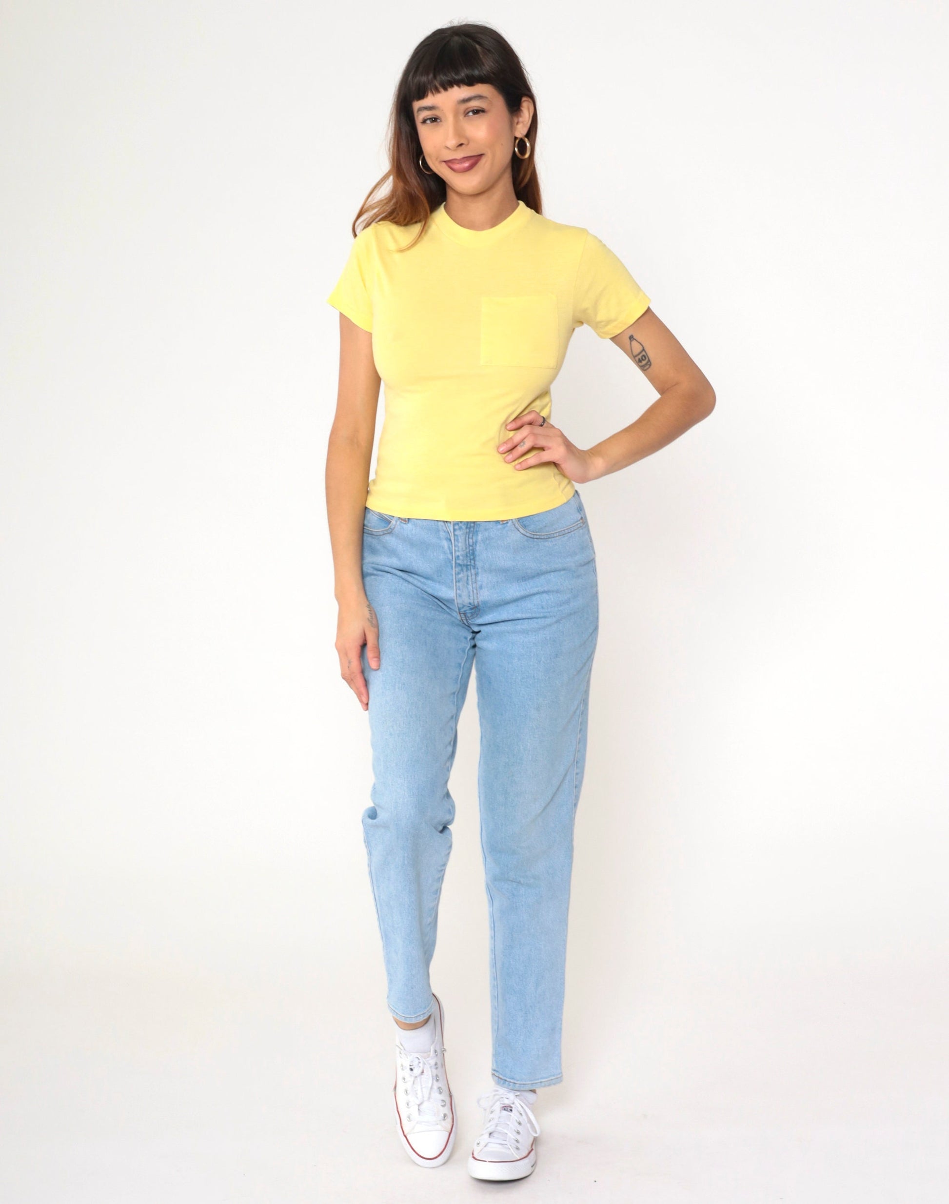 90s Yellow Pocket T-Shirt Cotton Blend Crewneck Youth Medium