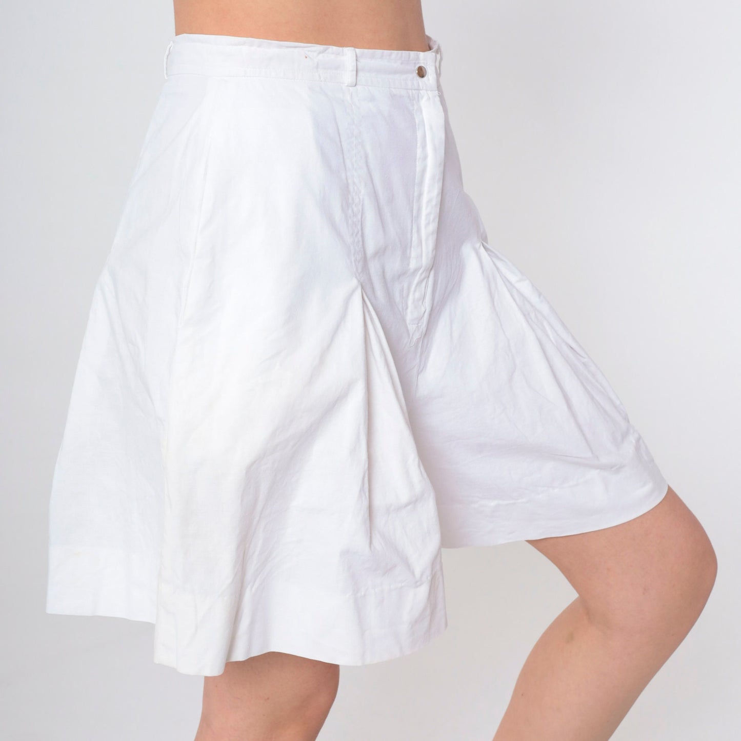 90s White Pleated High-Waist Shorts Wide Leg Cotton Small