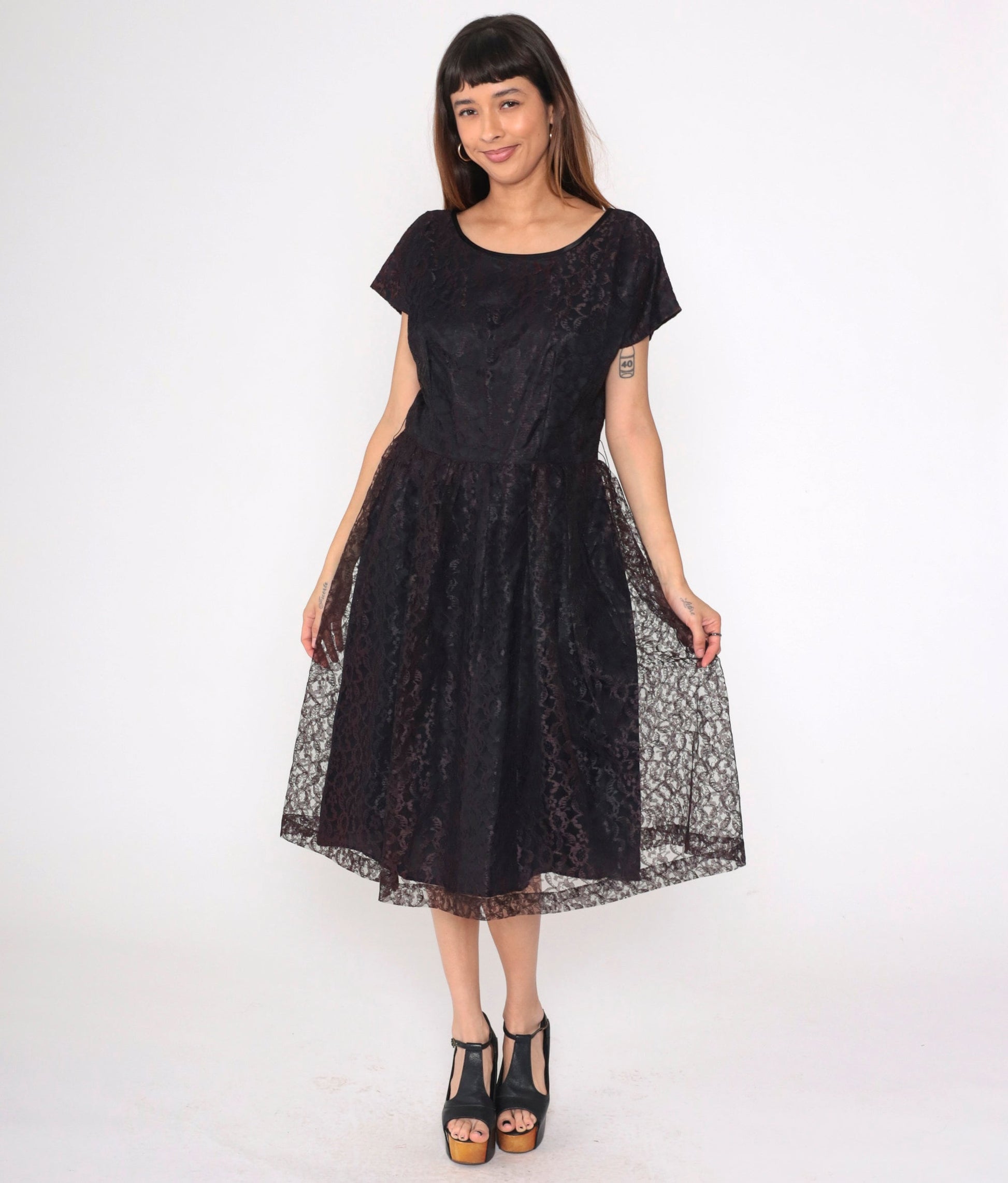 1960s Brown Lace Dress Tea Length High Waist Short Sleeve Black Lining Large L